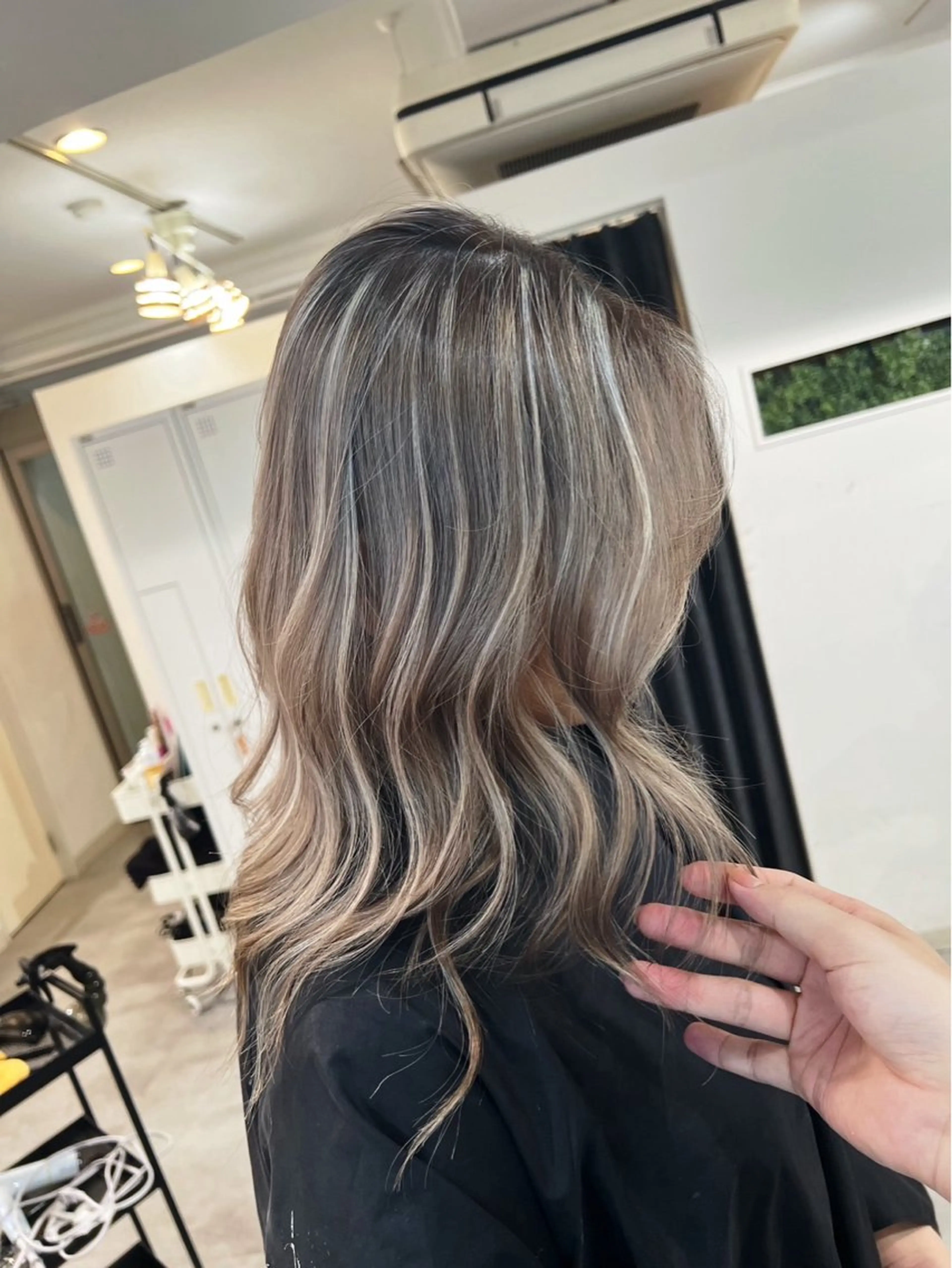 ミディアム カラー ベージュカラー ハイライトカラー ハイライト ヘアカラー トリートメント 指名数No.1 /NAOYAのヘアスタイル