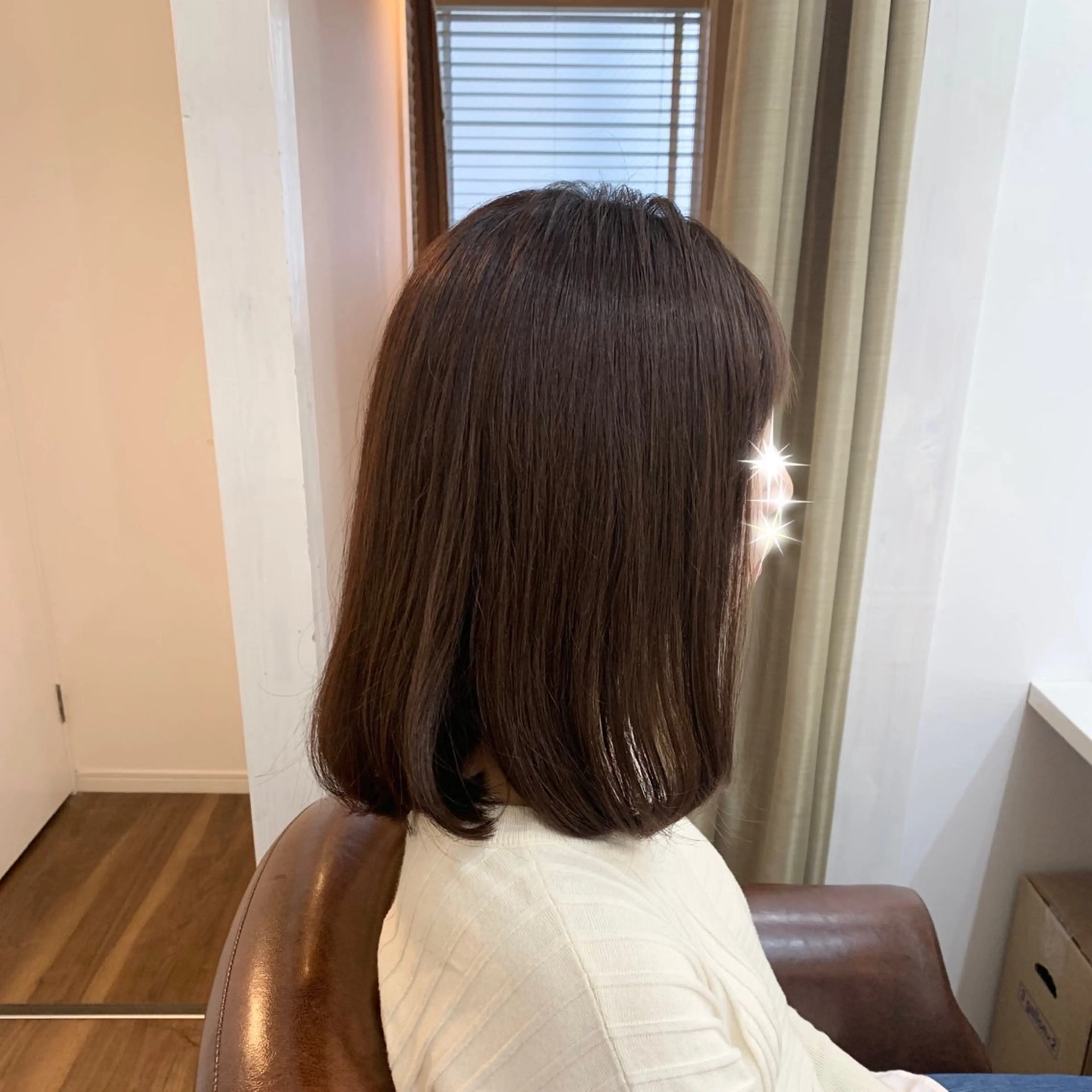 ミディアム 外ハネヘア elua kanekoの眉毛・アイブロウイメージ