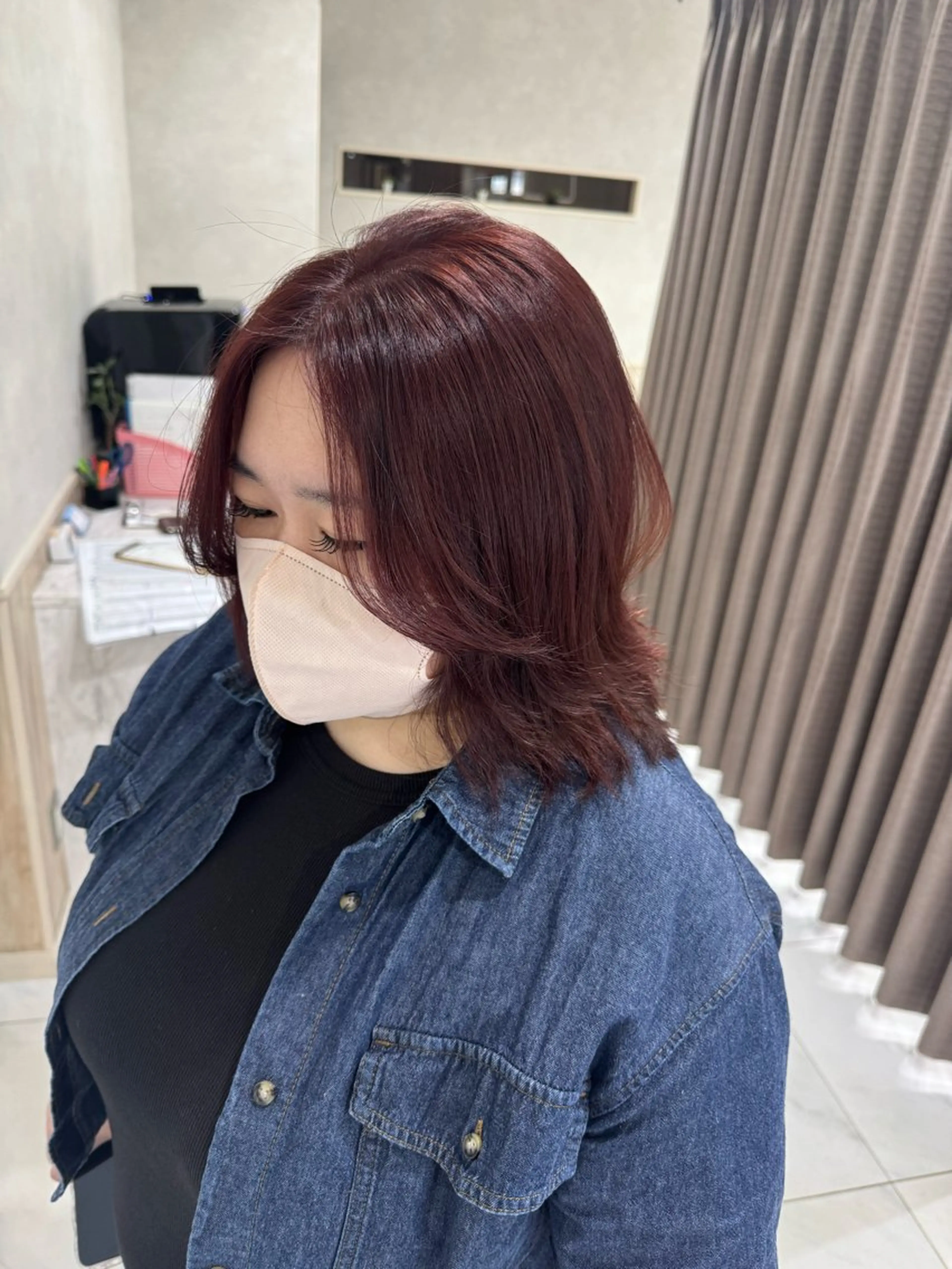 ミディアム カラー ブラウンカラー ピンクカラー ピンクブラウン レイヤーカット グランデュール焼津 SEIRYU🐉のヘアスタイル
