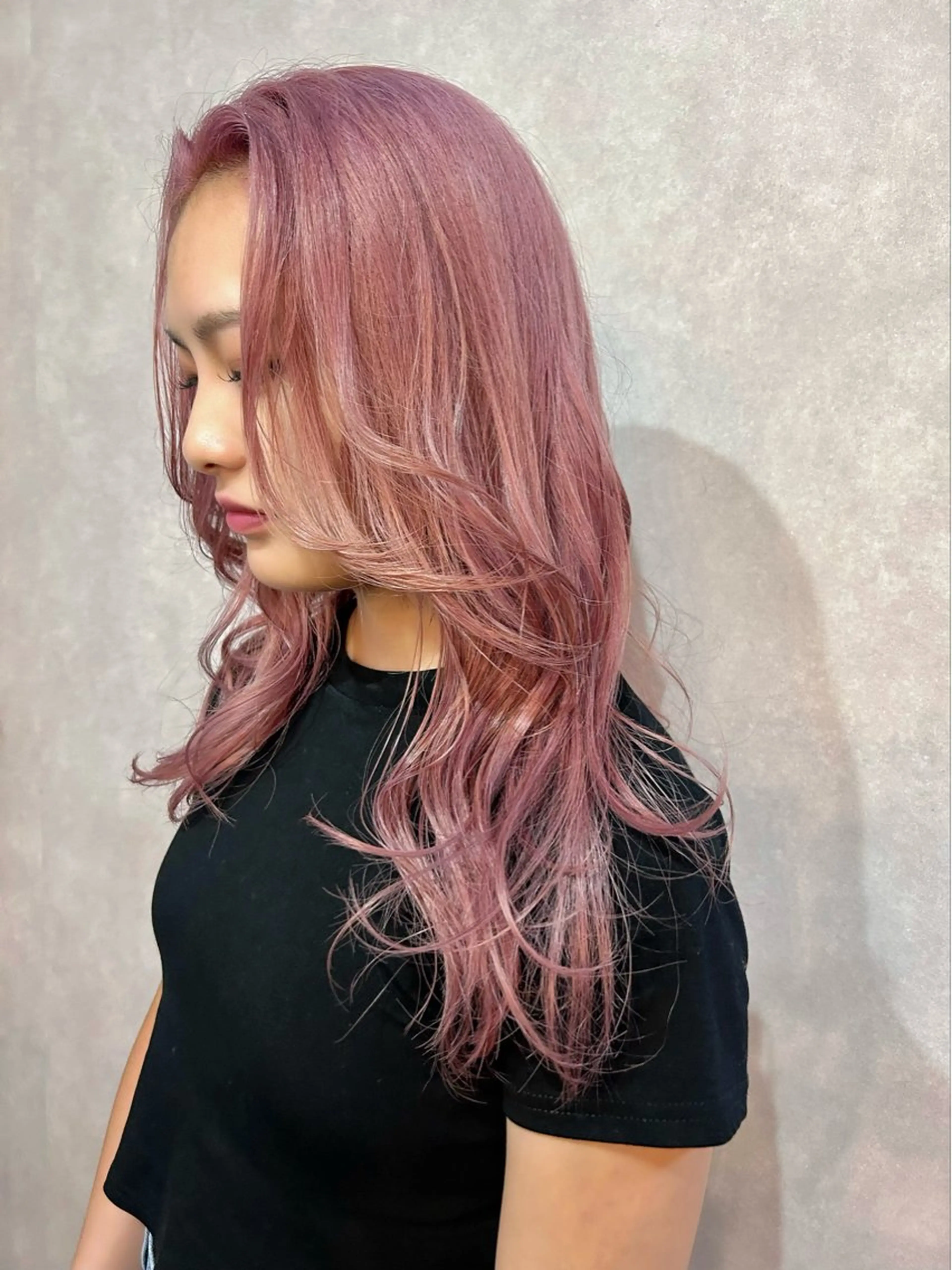 ロング カット ヘアカラー トリートメント L STUDIO所属・ハイトーン/ブリーチ 🧁soraのヘアスタイル