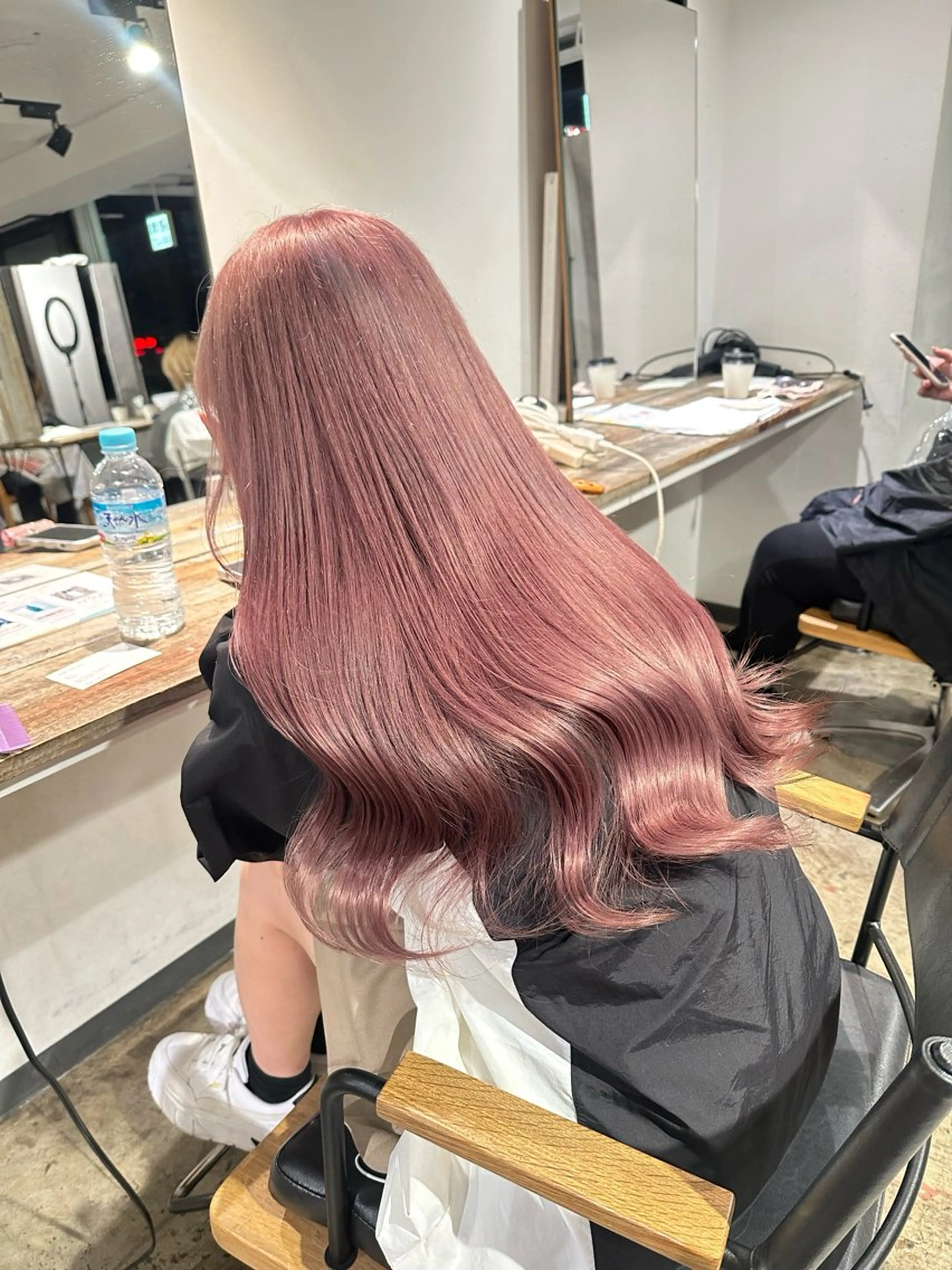 ロング カラー ヘアカラー トリートメント ヘアセット ✨艶ブリーチカラー ✨四ノ宮裕己のヘアスタイル