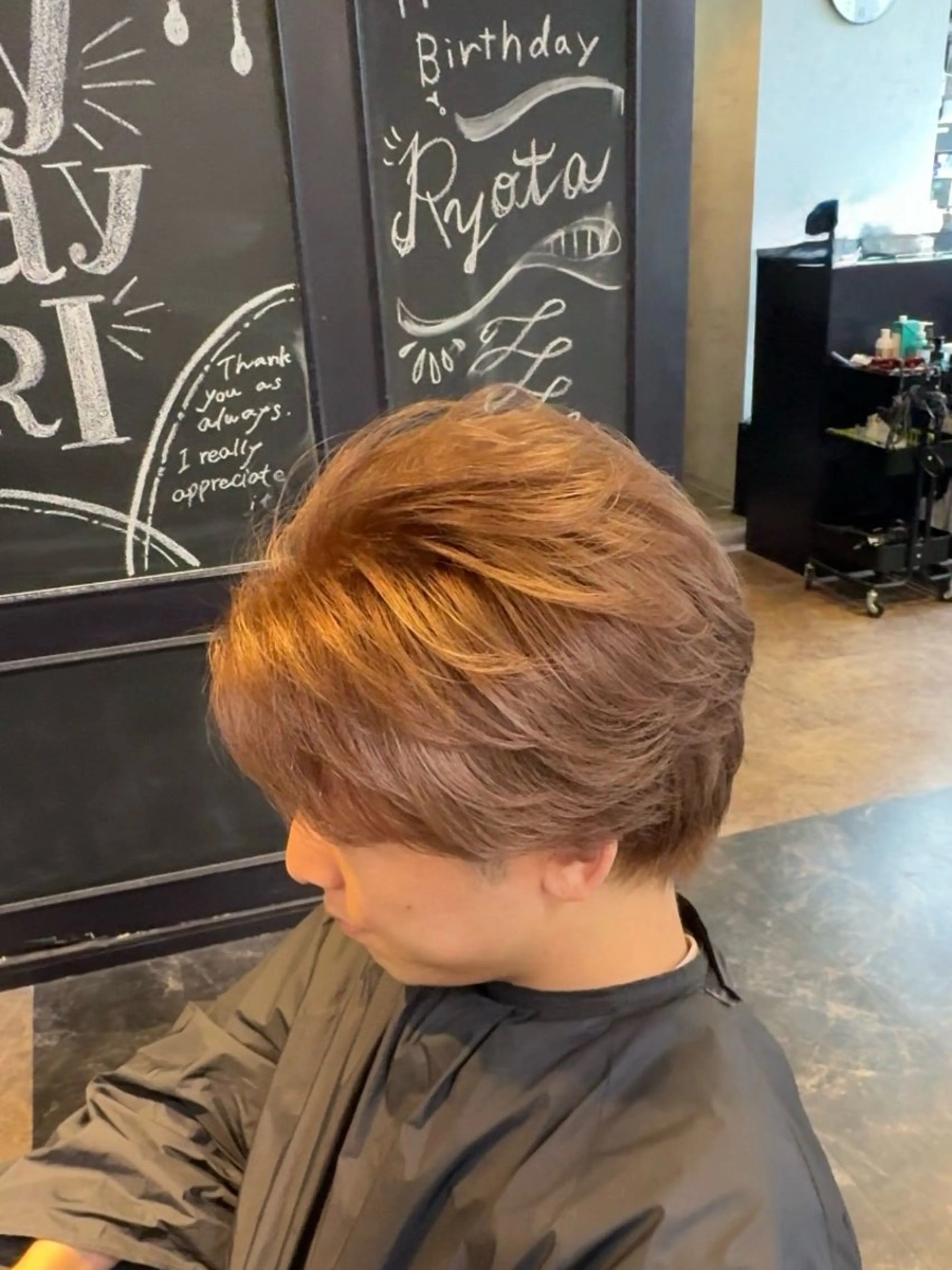ミディアム カラー キッズ ブリーチ ブラウンカラー ミルクティーブラウン カット ヘアカラー 店長 ハイトーン× 髪質改善/舘野 涼太のヘアスタイル