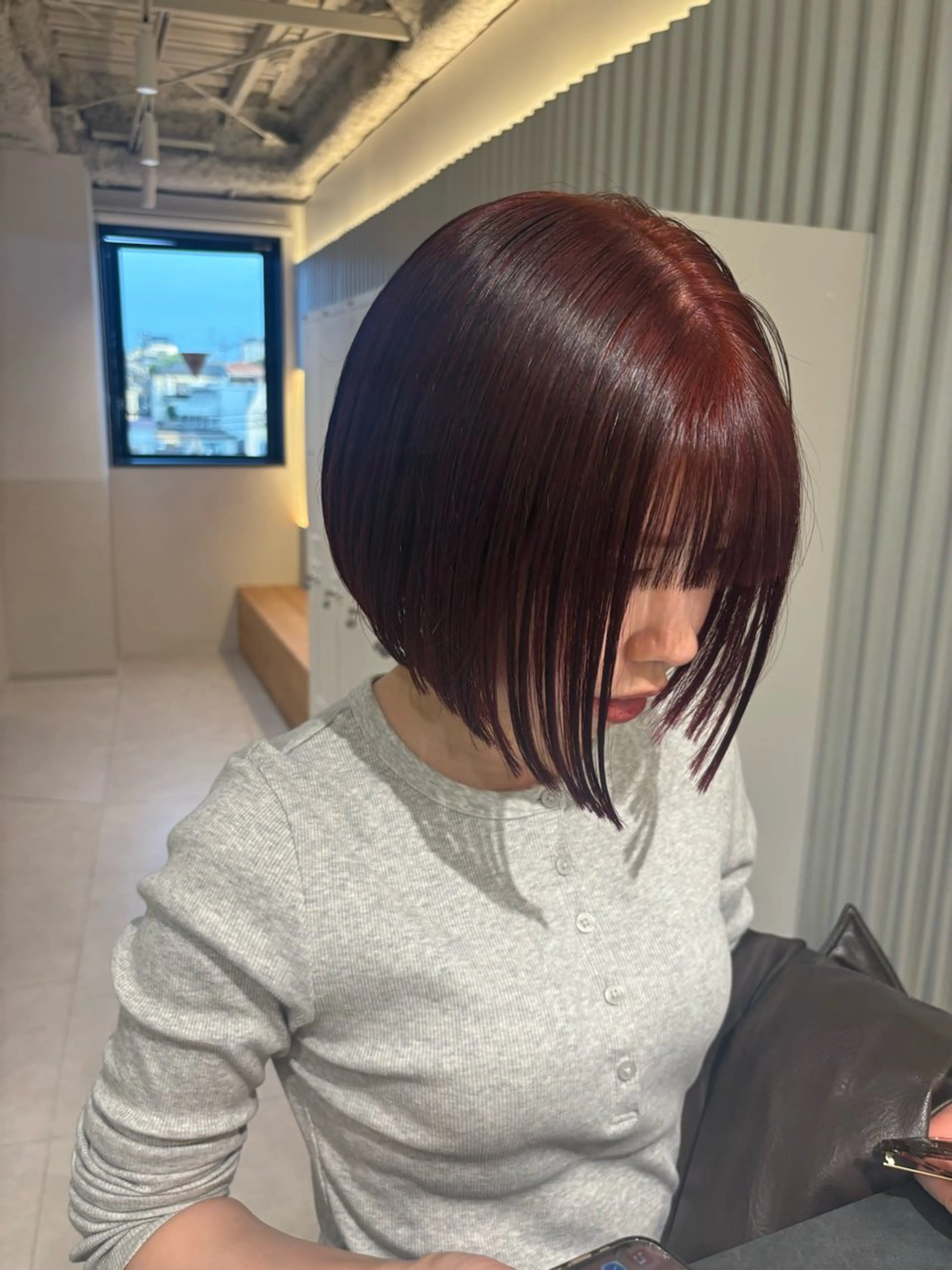 ショート カラー ヘアアレンジ ブリーチ ブリーチなしカラー レッドカラー カット ヘアカラー トリートメント ヘッドスパ ヘアセット 押切 響　のヘアスタイル
