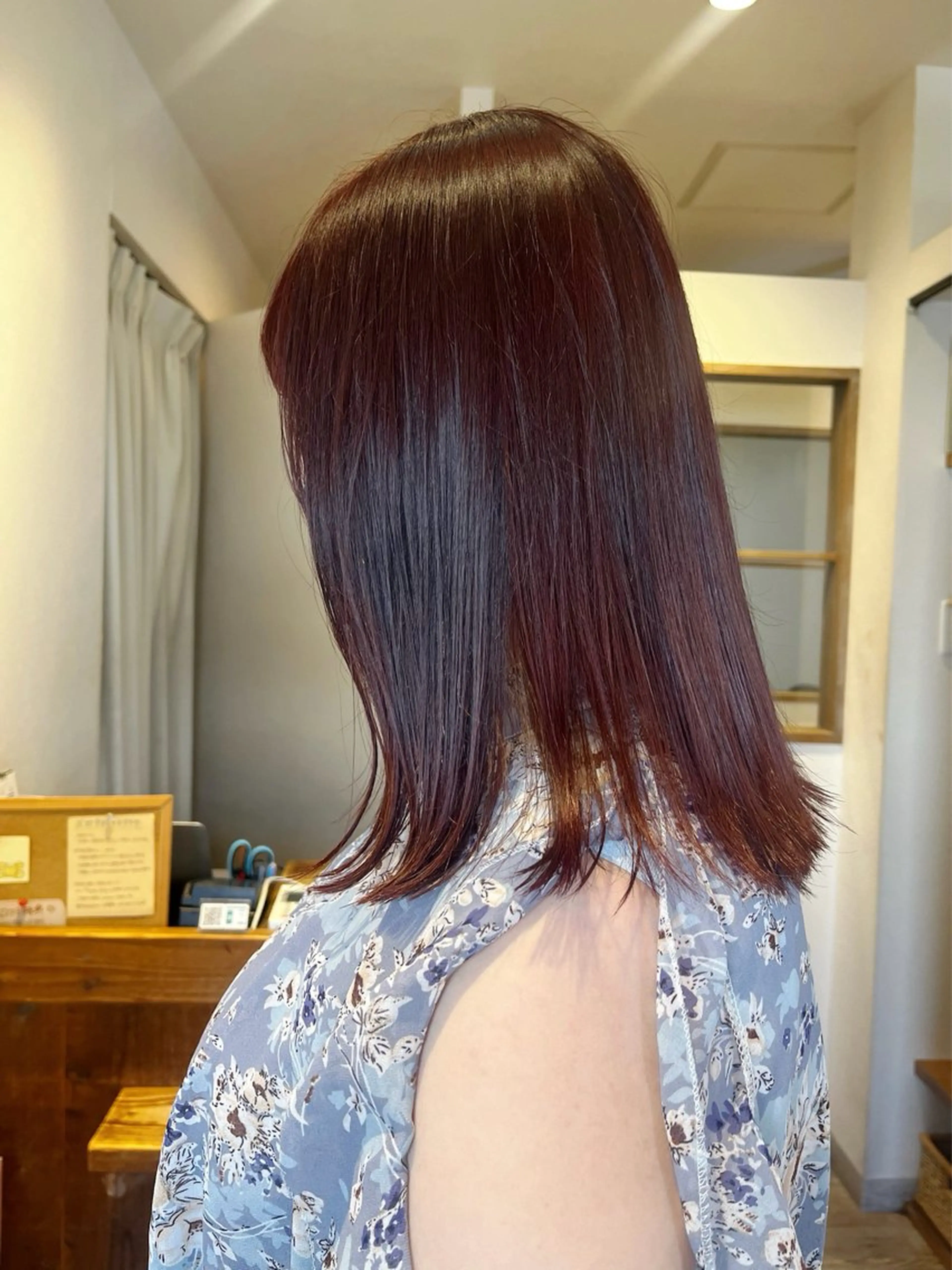 ミディアム カラー ブリーチ ダブルカラー ブリーチなしカラー レッドカラー カット ヘアカラー トリートメント 上品な暖色/丸みボブ Chie🪷のヘアスタイル