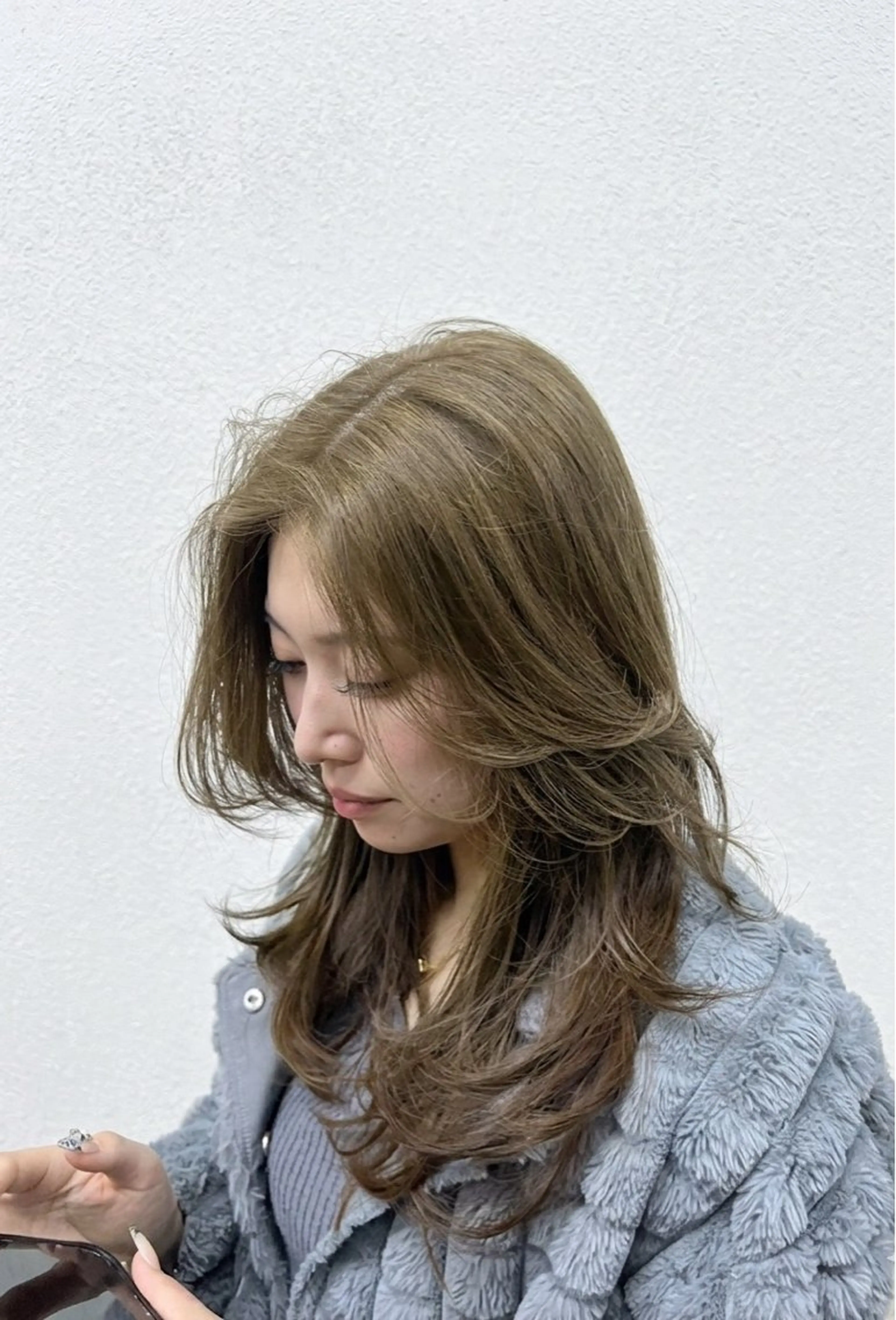 セミロング ハイレイヤー レイヤーカット カット ヘアカラー レイヤー/顔周り たすけのヘアスタイル