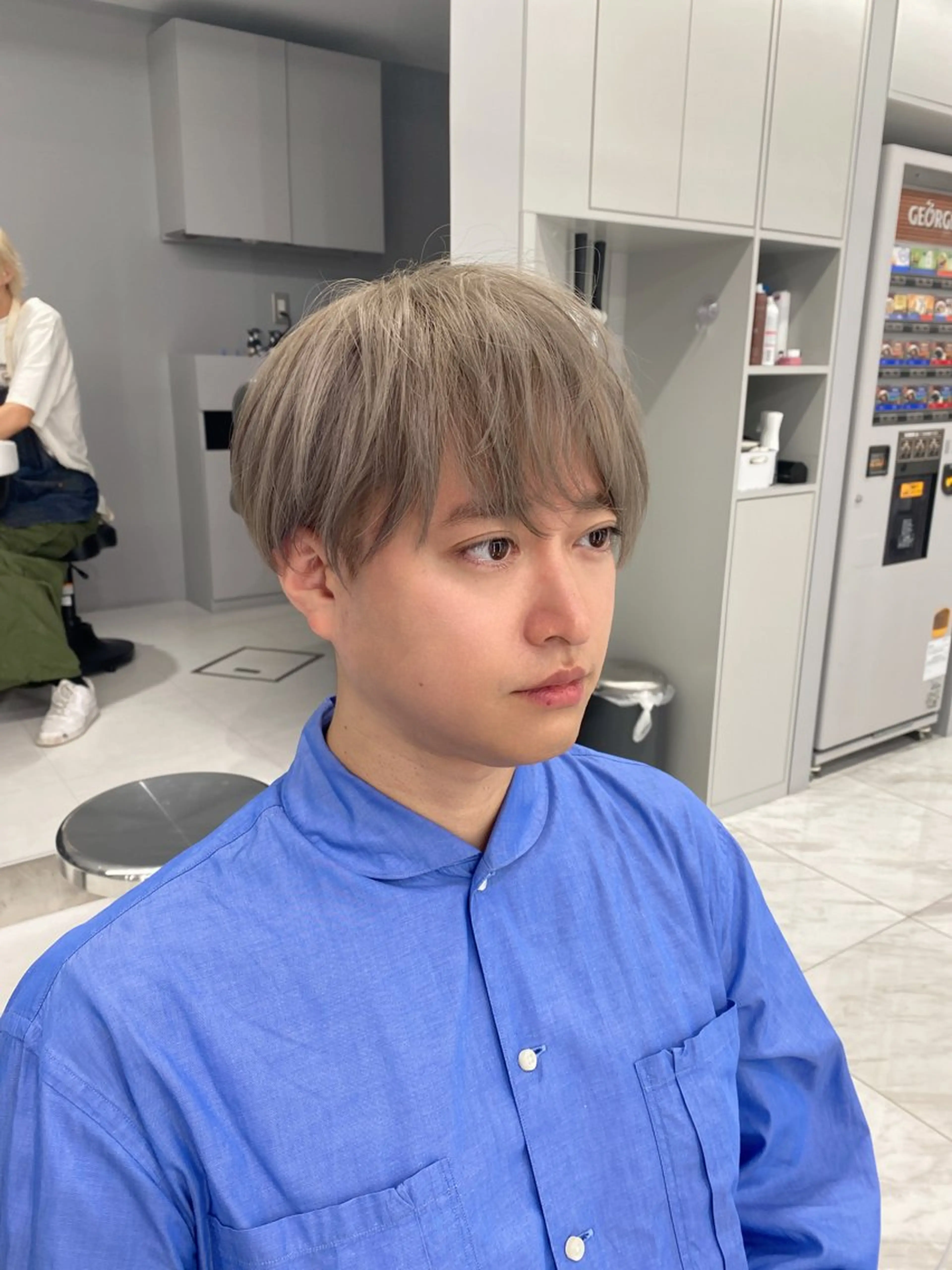 ショート カラー メンズ メンズブリーチ ブリーチ グレージュ カット ヘアカラー トリートメント 新宿メンズ特化 🥇店長JUKIYAのヘアスタイル