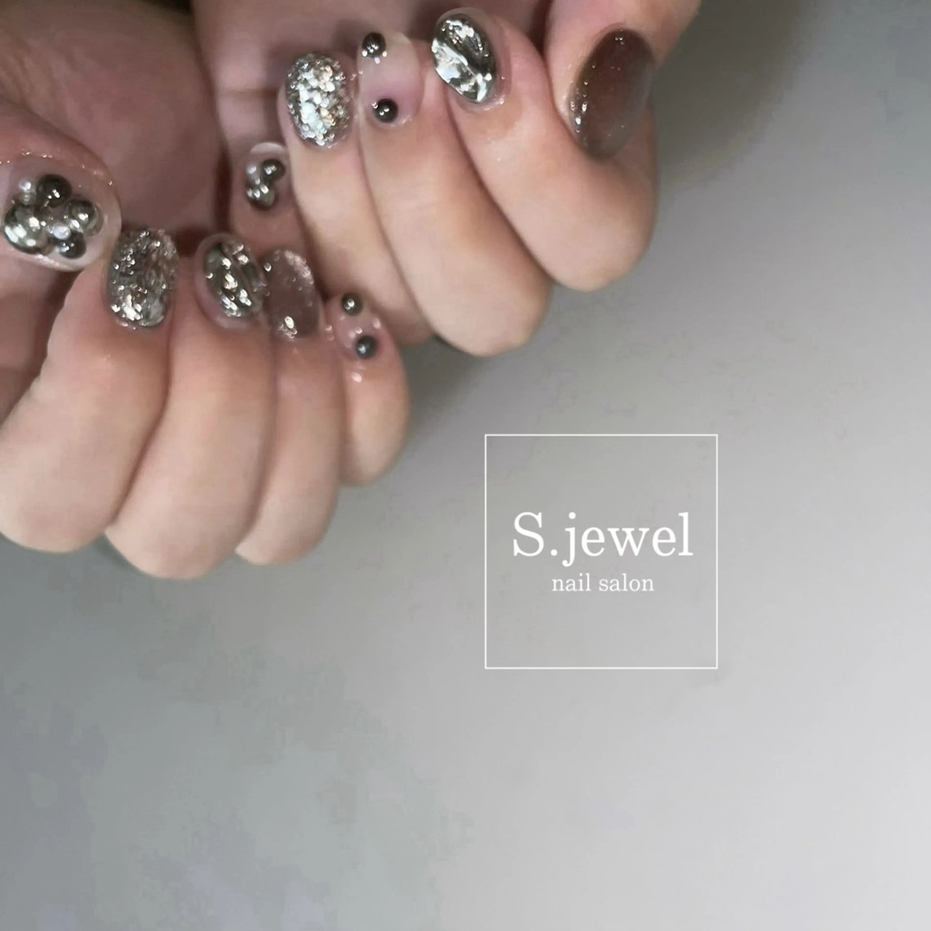 ネイル S. JEWELのネイルデザイン