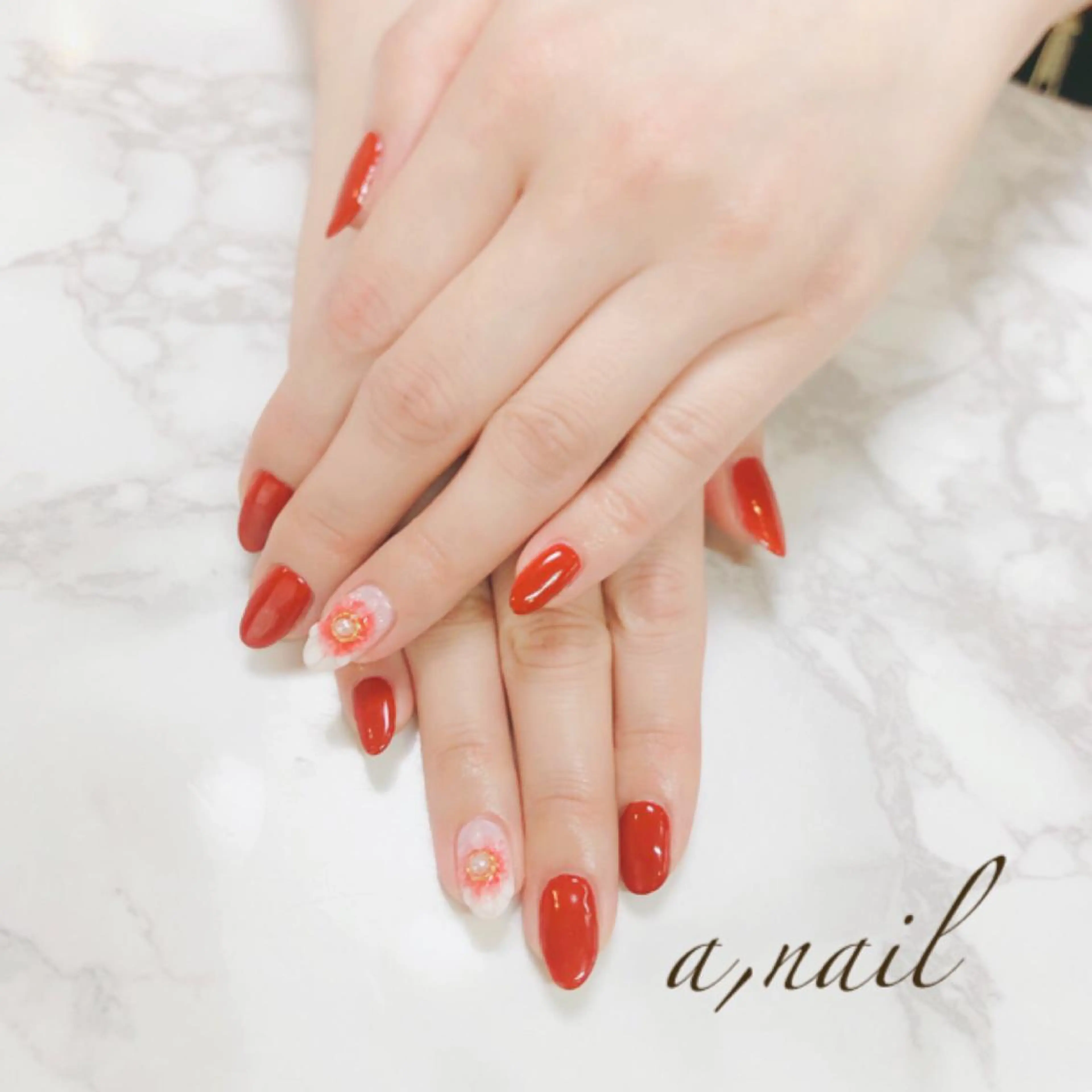 ネイル フラワーネイル フットネイル ジェルネイル グラデーション ワンカラーネイル ハンドネイル ネイルサロン エーネイルのネイルデザイン