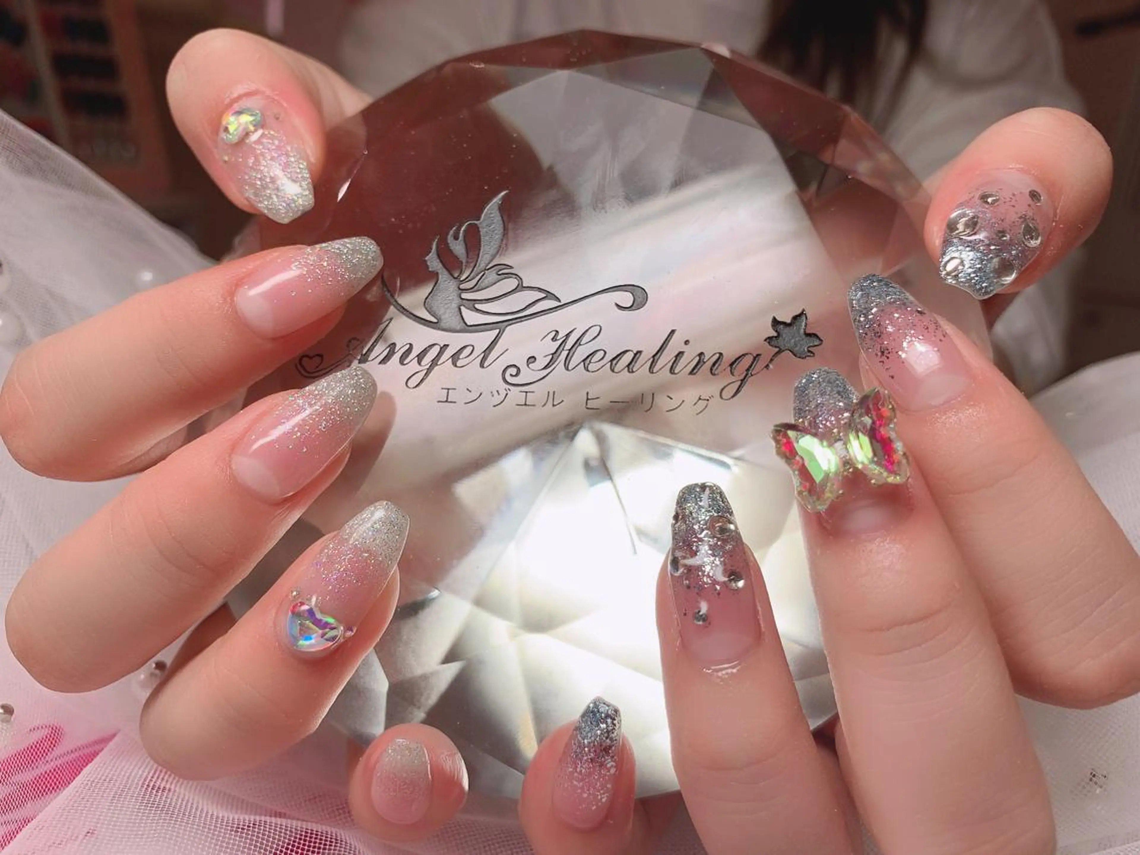 ネイル エンジェル ヒーリング 矢場町店のネイルデザイン
