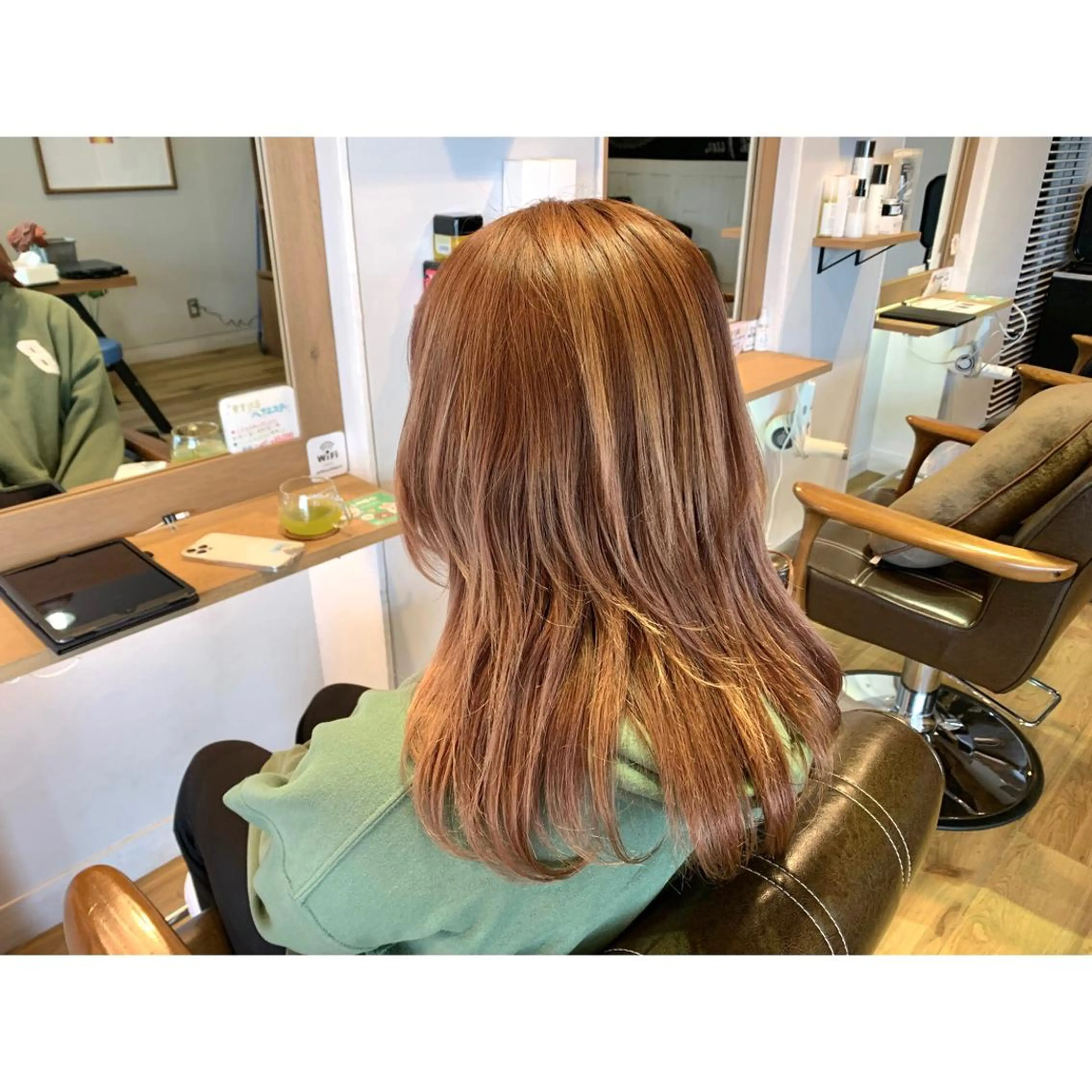 ロング カラー ベージュカラー ヘアカラー トリートメント ツキダテ ユイのヘアスタイル