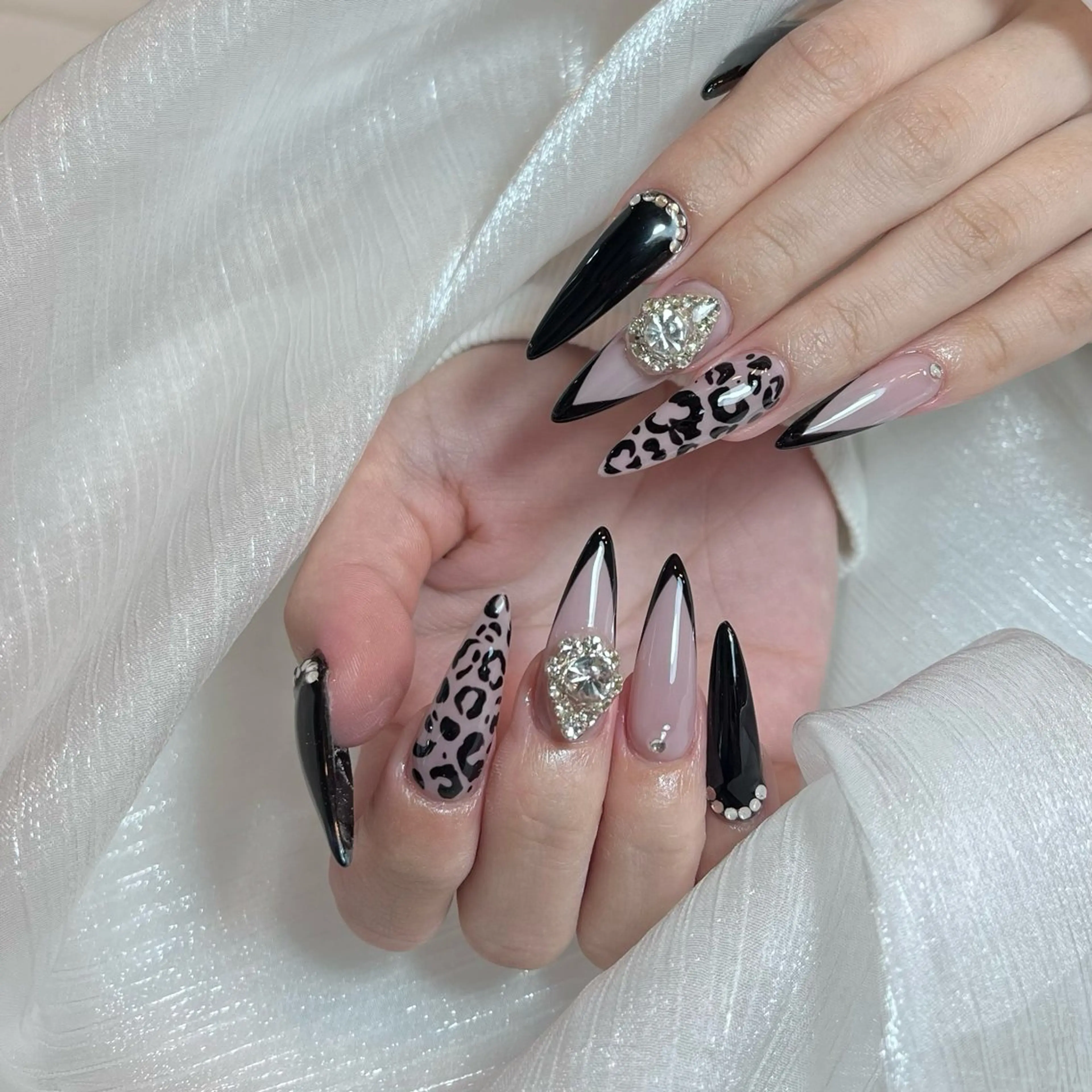 ネイル ハンドネイル The 1989 Nail Salonのネイルデザイン