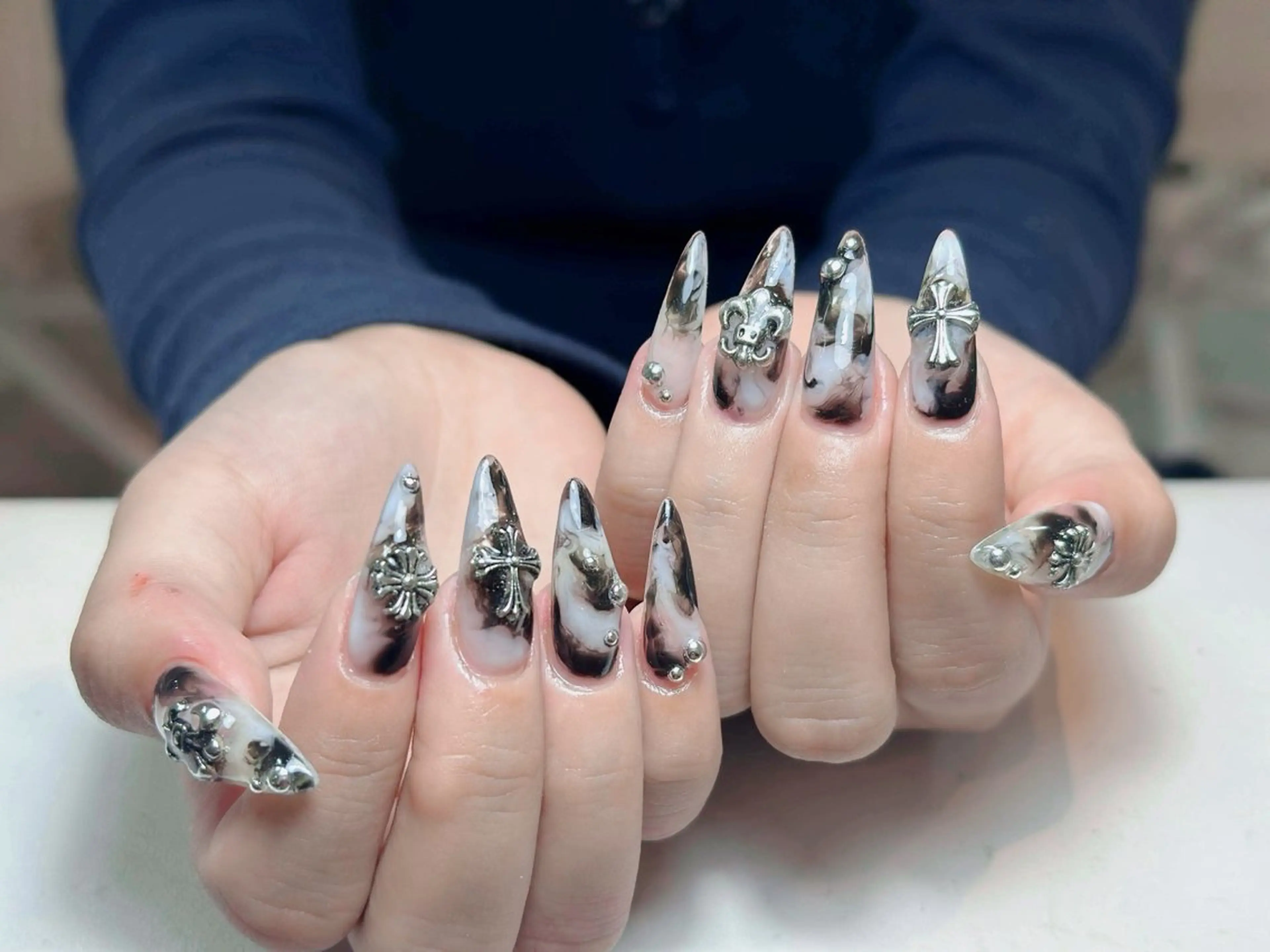 ネイル アートネイル 成人式 ジェルネイル ニュアンスネイル 夏ネイル ハンドネイル Jenn Nail Salonのネイルデザイン