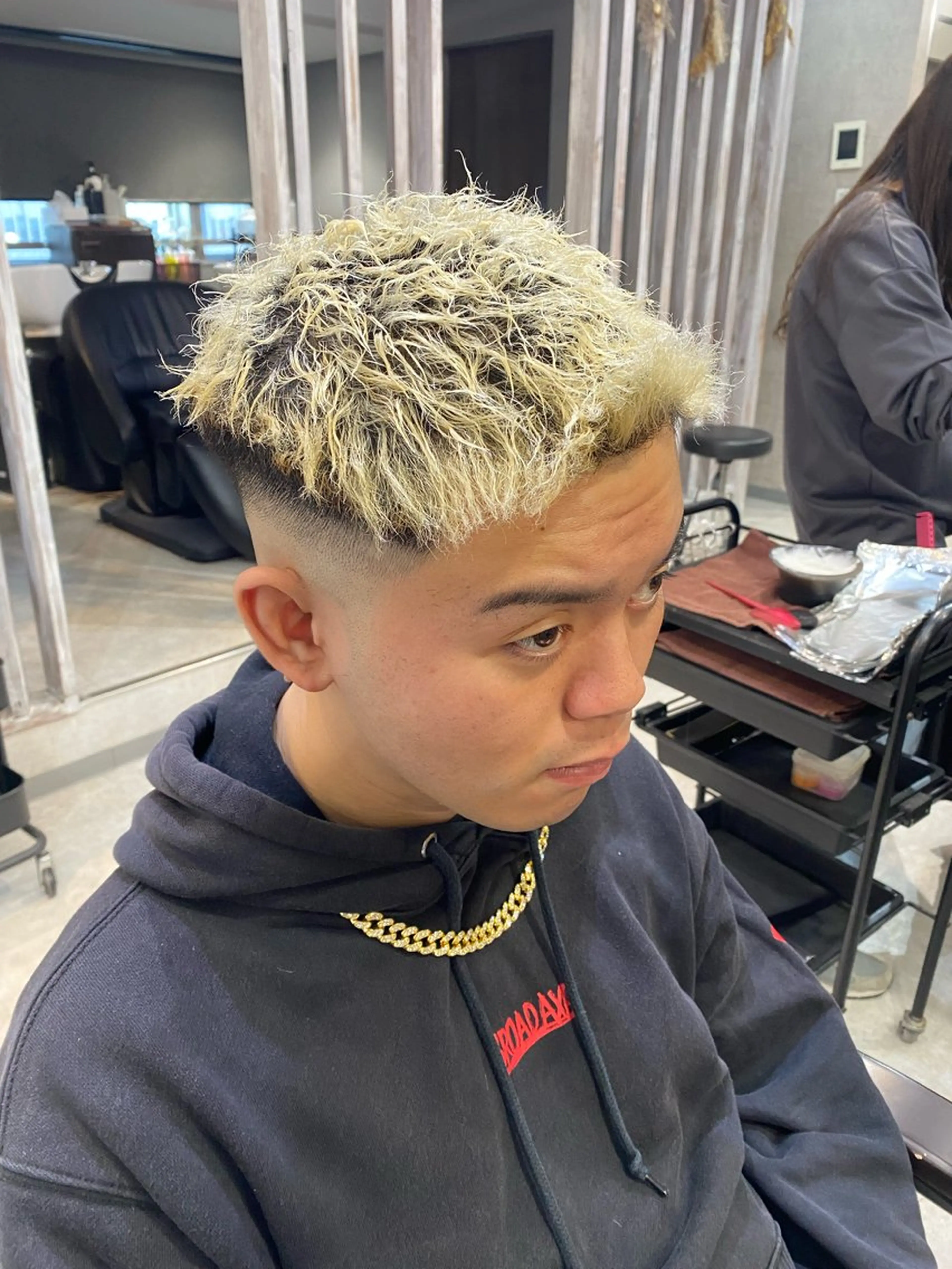 ショート カラー ブリーチ カット ヘアカラー 🐉『メンズ美容師』 吉田龍星🐉のヘアスタイル