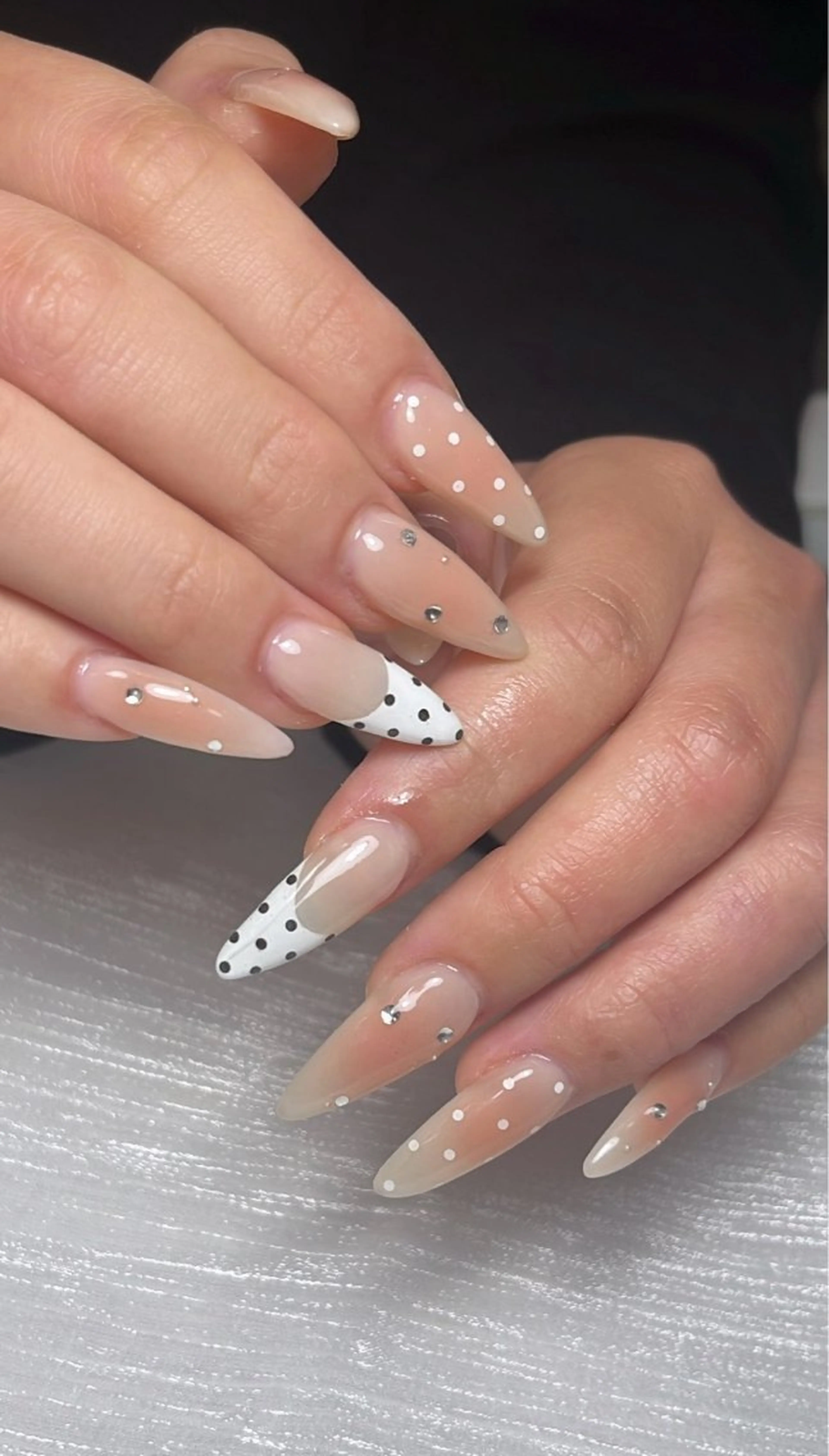 ネイル ハンドネイル muga-nail ERIKAのネイルデザイン