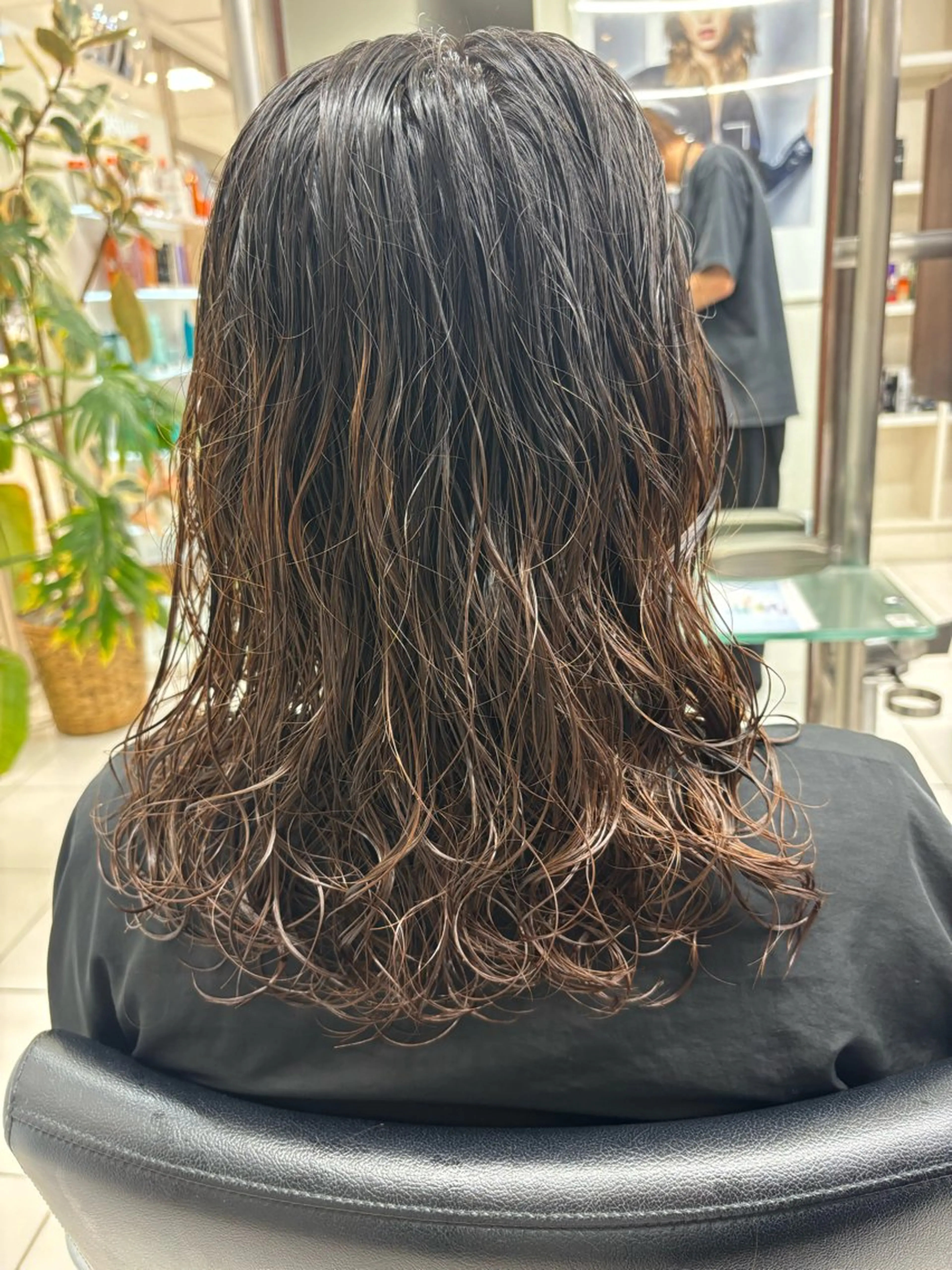 ロング TONI&GUY速寿 勇希のヘアスタイル