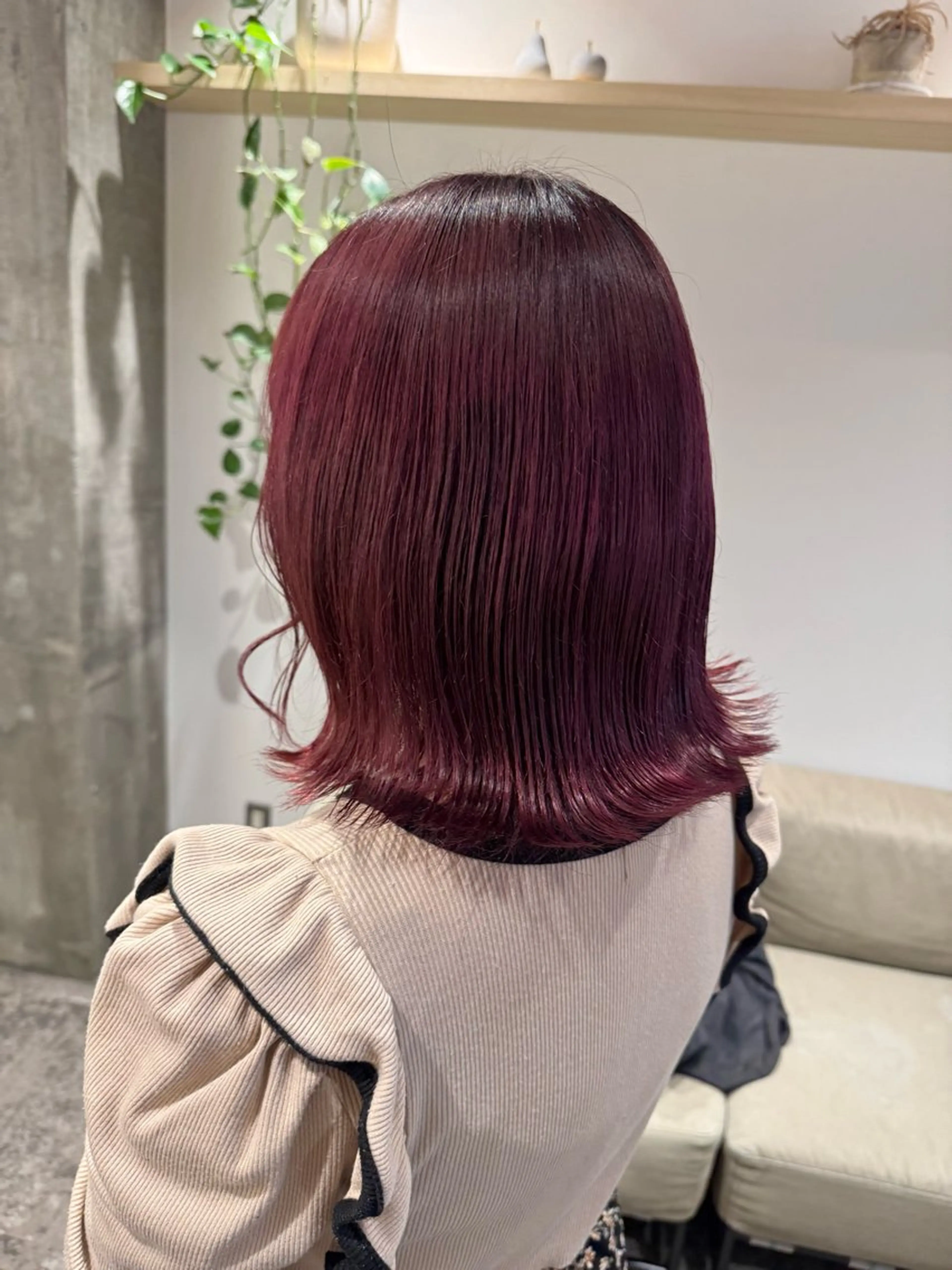 ミディアム ハガ コトコのヘアスタイル