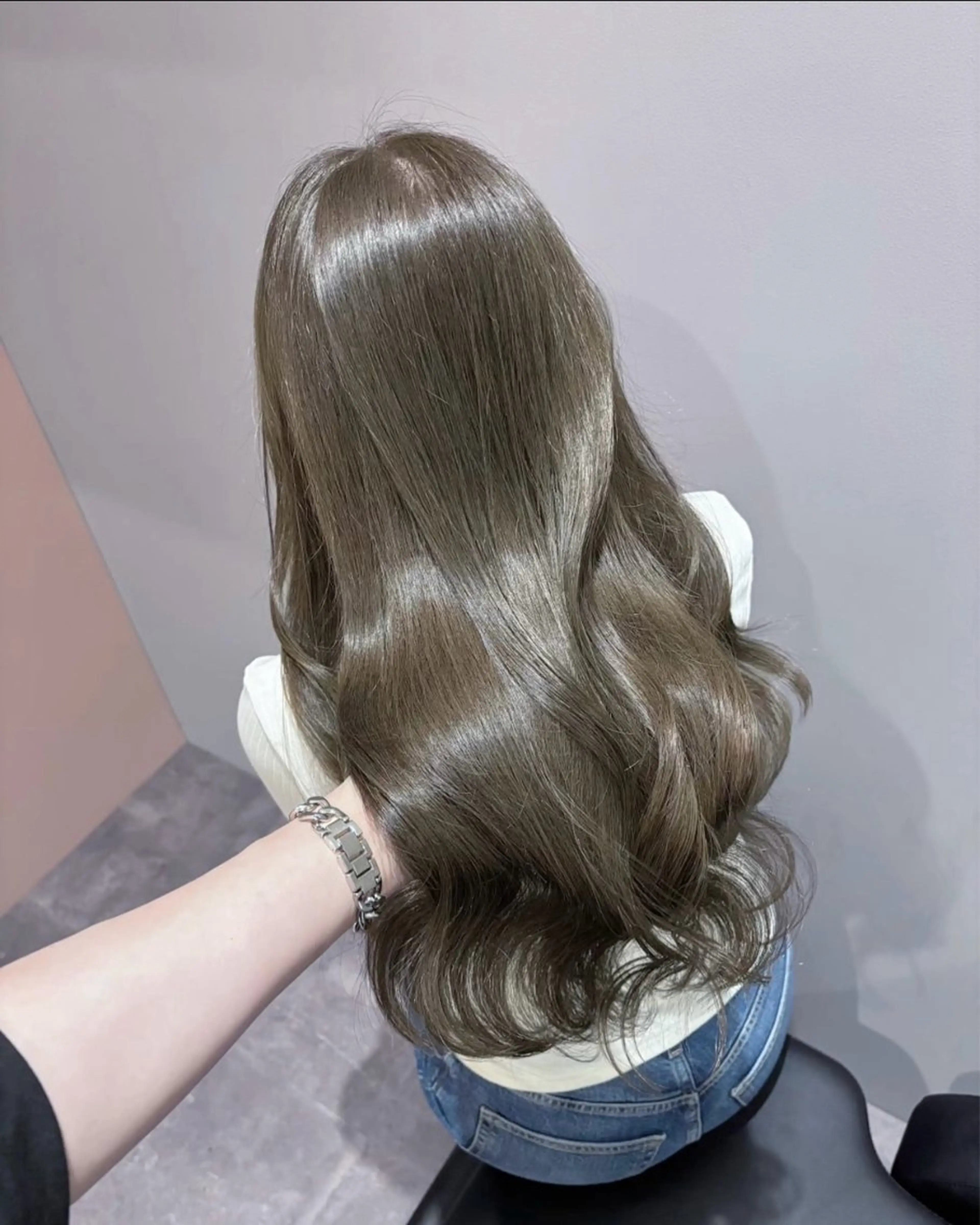 ロング カラー カット ヘアカラー トリートメント オリーブカラー 特化　　kaiのヘアスタイル