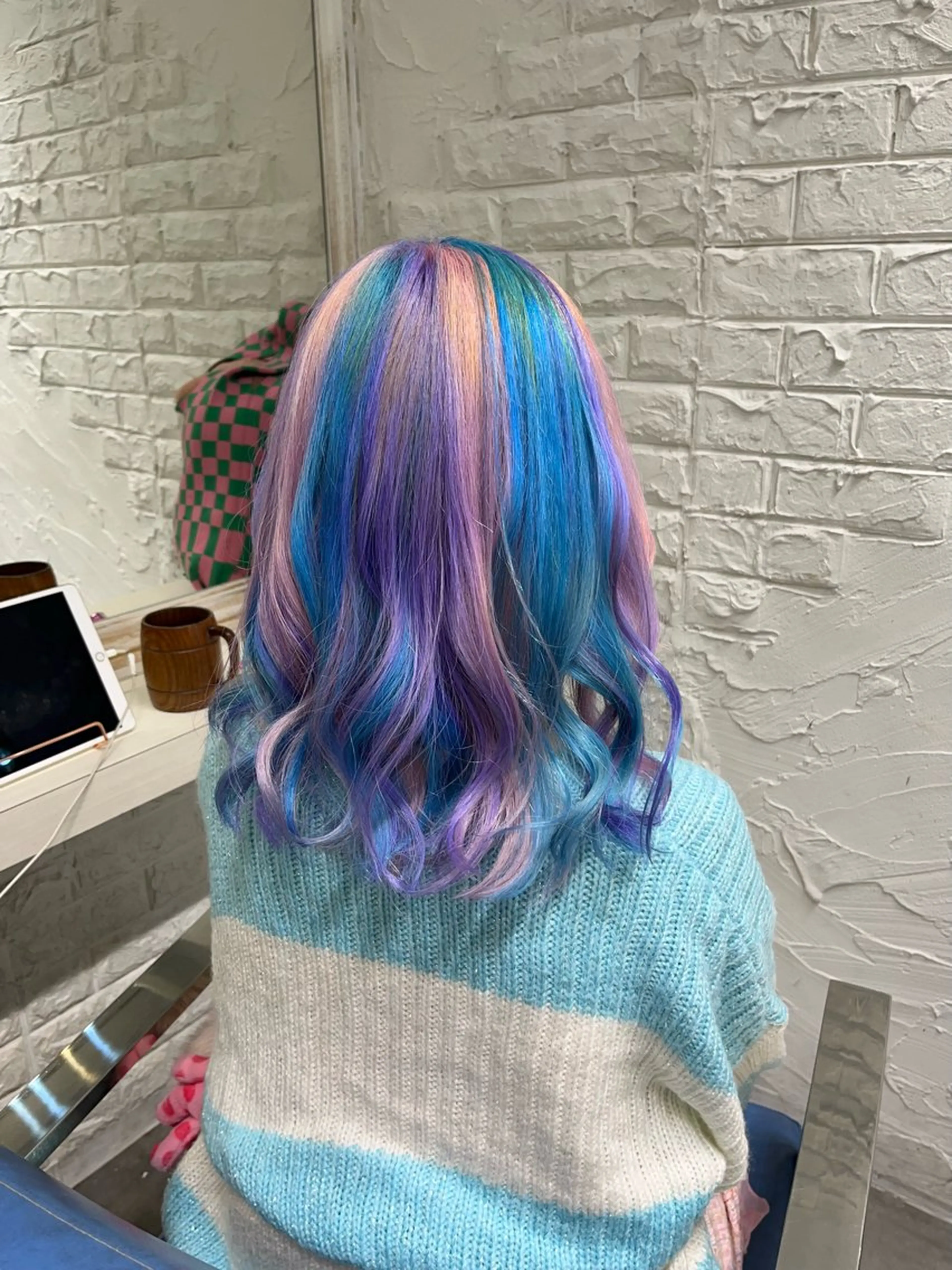 ミディアム カラー ヘアカラー uros.所属・🩵aiko / モデル募集中️🩵のヘアスタイル