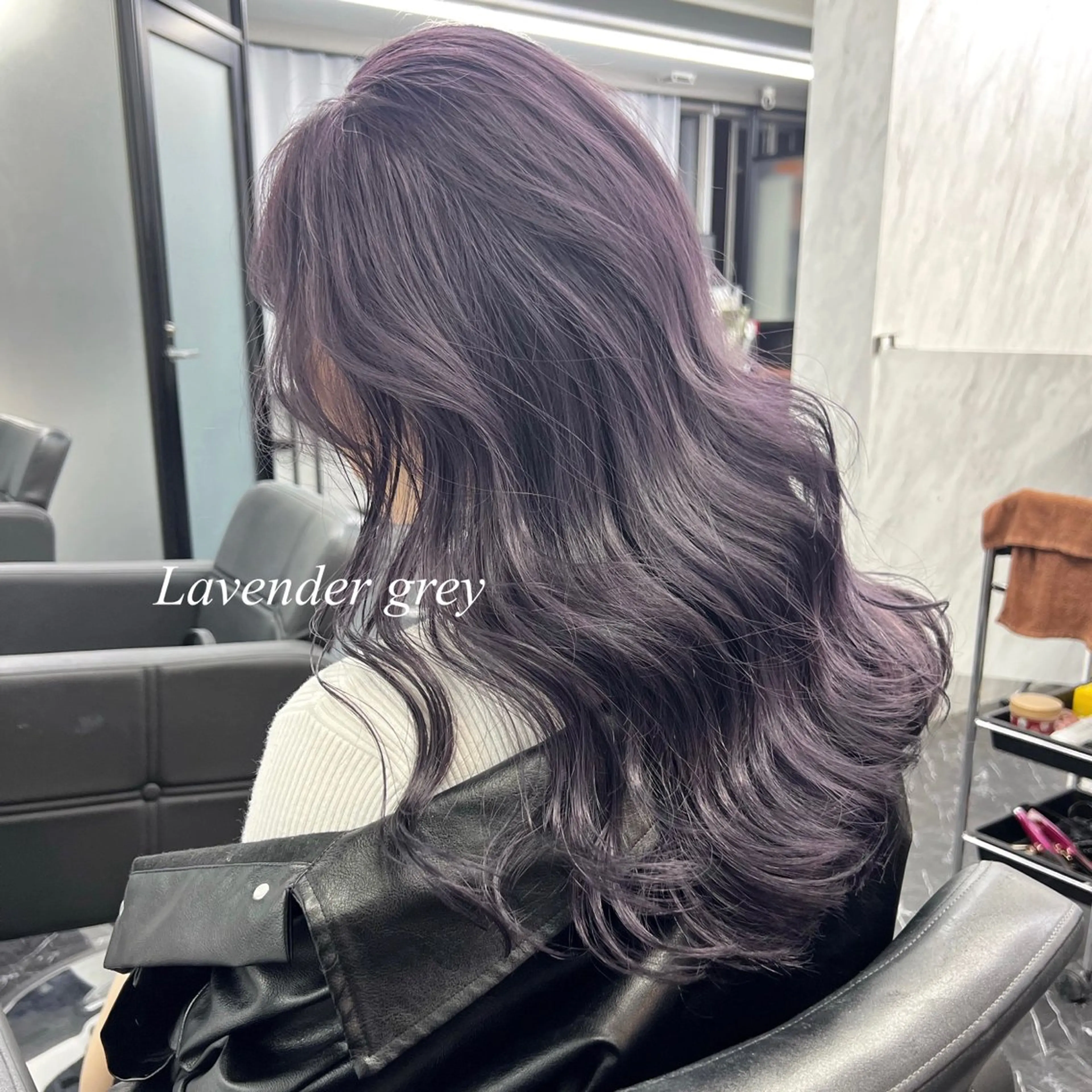 ロング カラー シールエクステ ハイトーンカラー エクステ ヘアカラー シールエクステ特化 ハイトーン、NANAのヘアスタイル