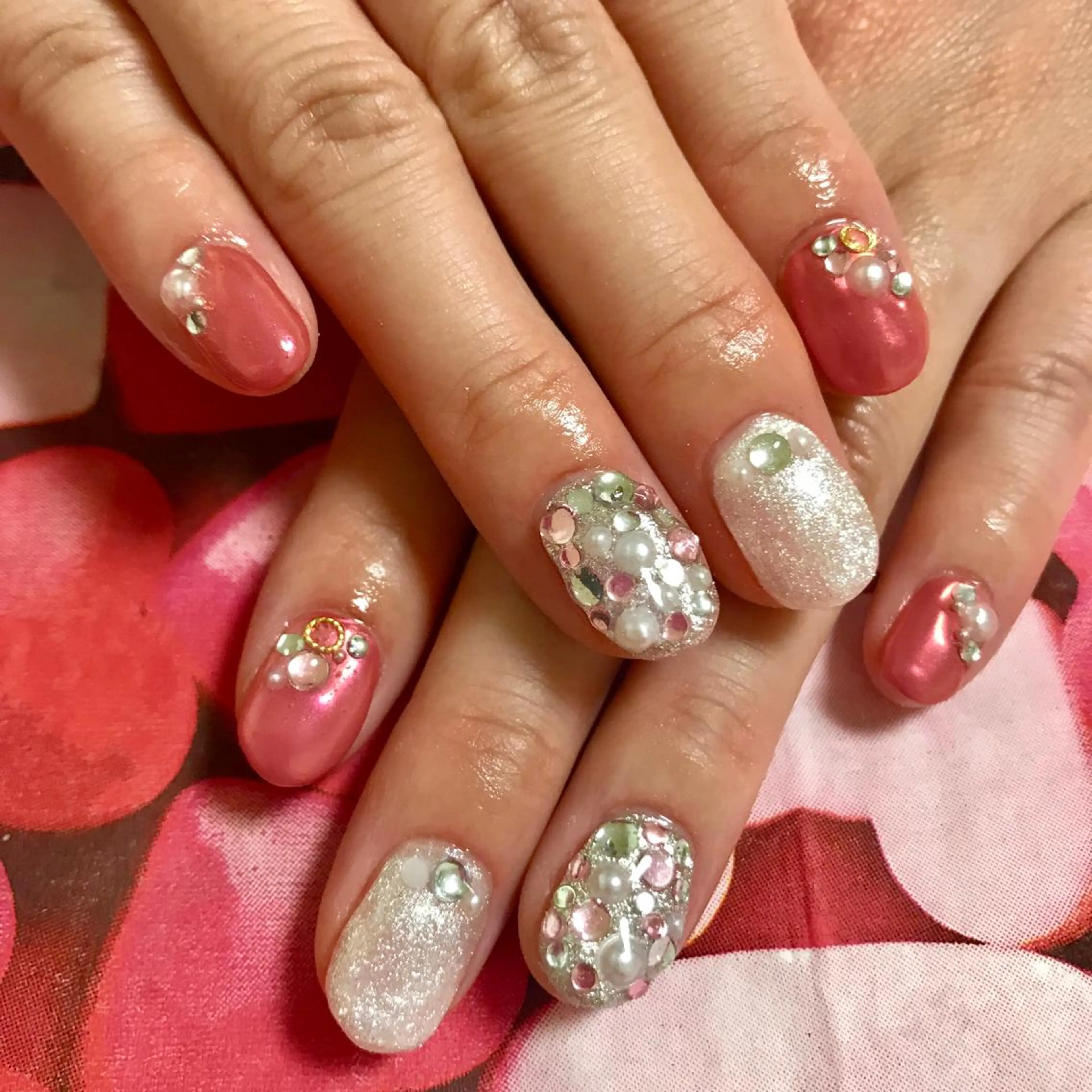 ネイル LOVEnail tomoのネイルデザイン