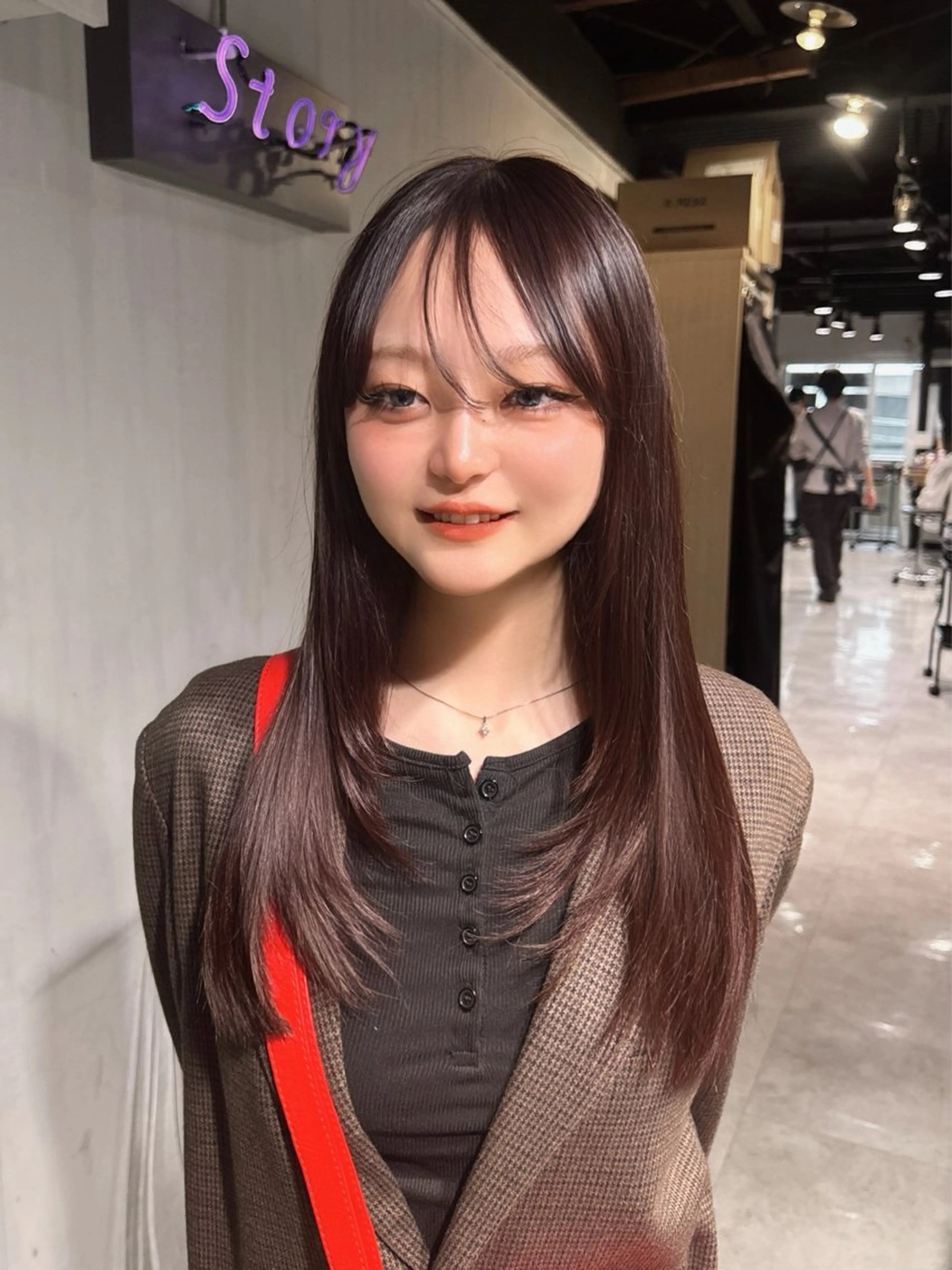 ロング 韓国風カラー 姫カット 韓国風ヘア レイヤーカット ワンホンレイヤー MEI🎀垢抜けカラ ー🎀韓国styleのヘアスタイル