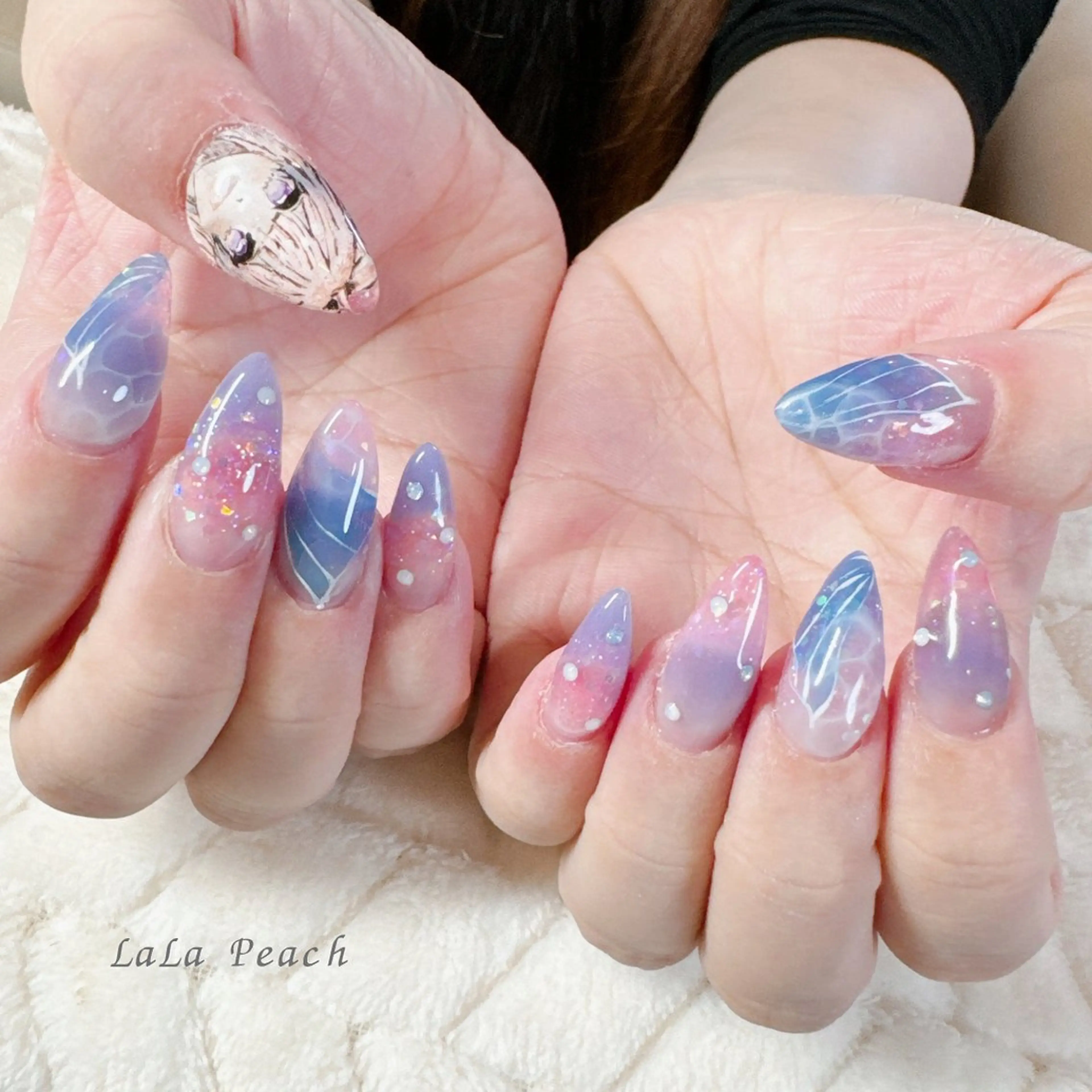 ネイル アートネイル グラデーション スカルプネイル 夏ネイル ハンドネイル LaLa Peach 福岡のマツエク・マツパデザイン