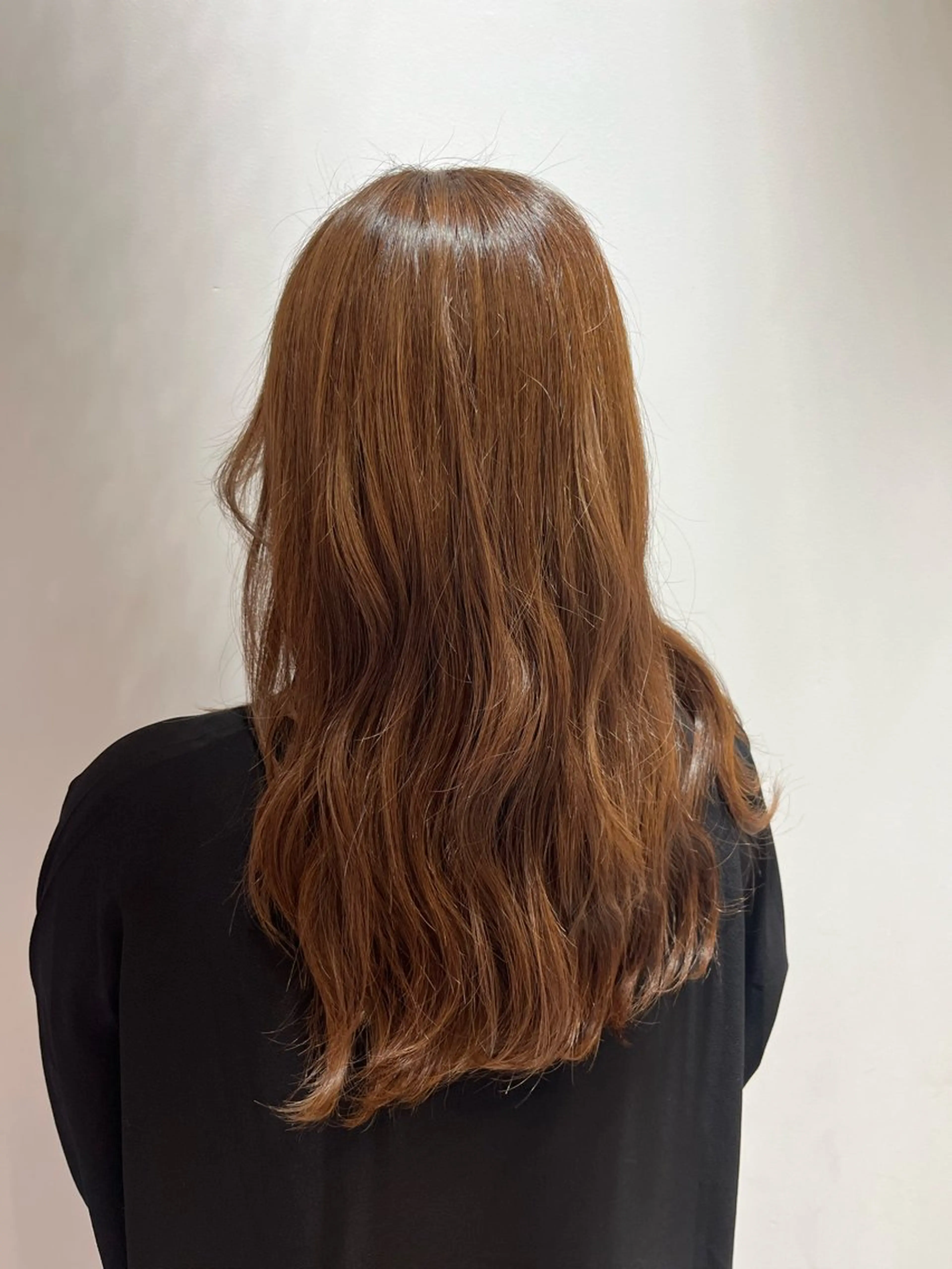 カラー 中務 綾乃のヘアスタイル