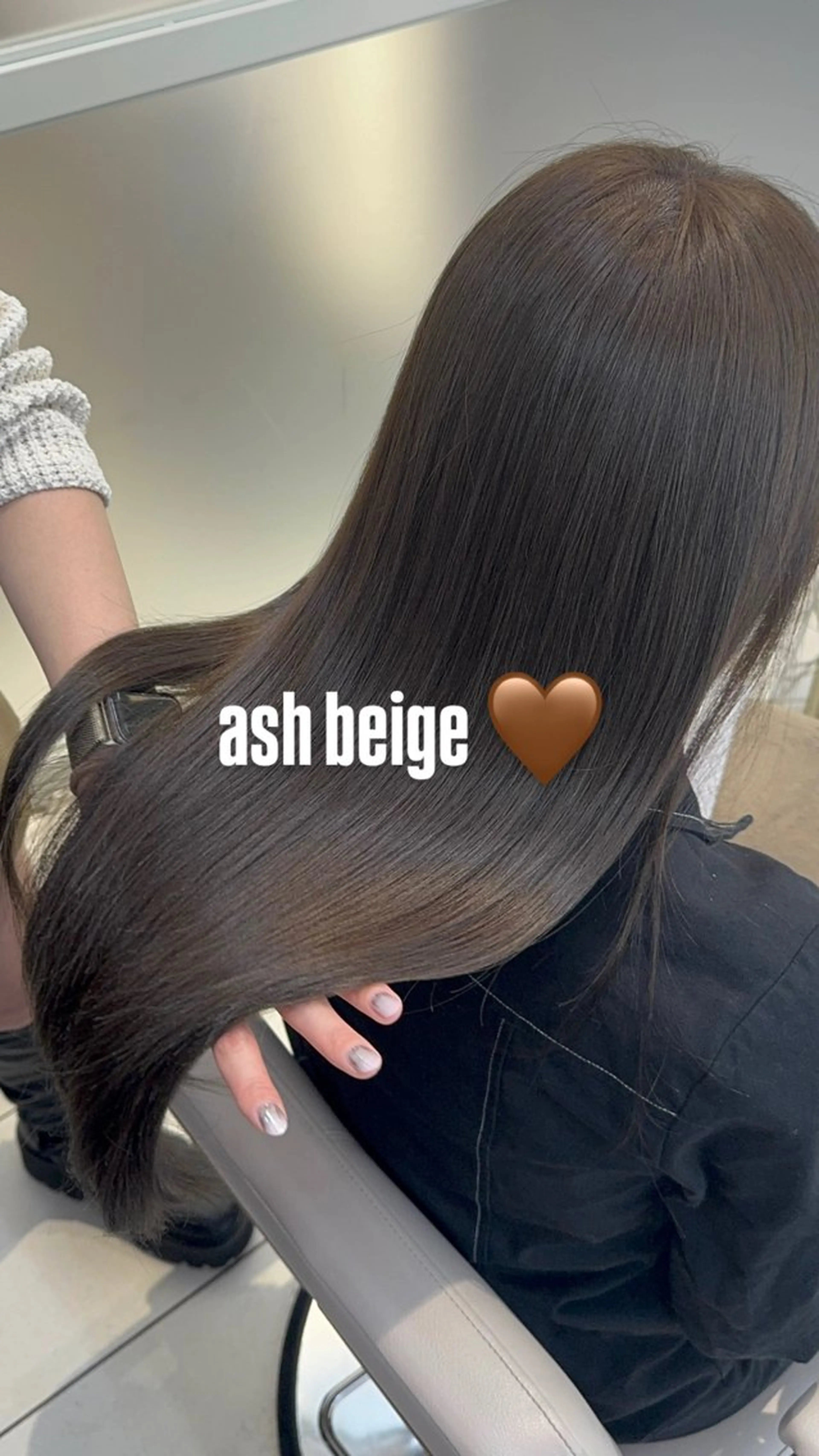 セミロング ヘアカラー トリートメント ‎🤍透明感×ツヤ髪 / Saki‎🤍のヘアスタイル