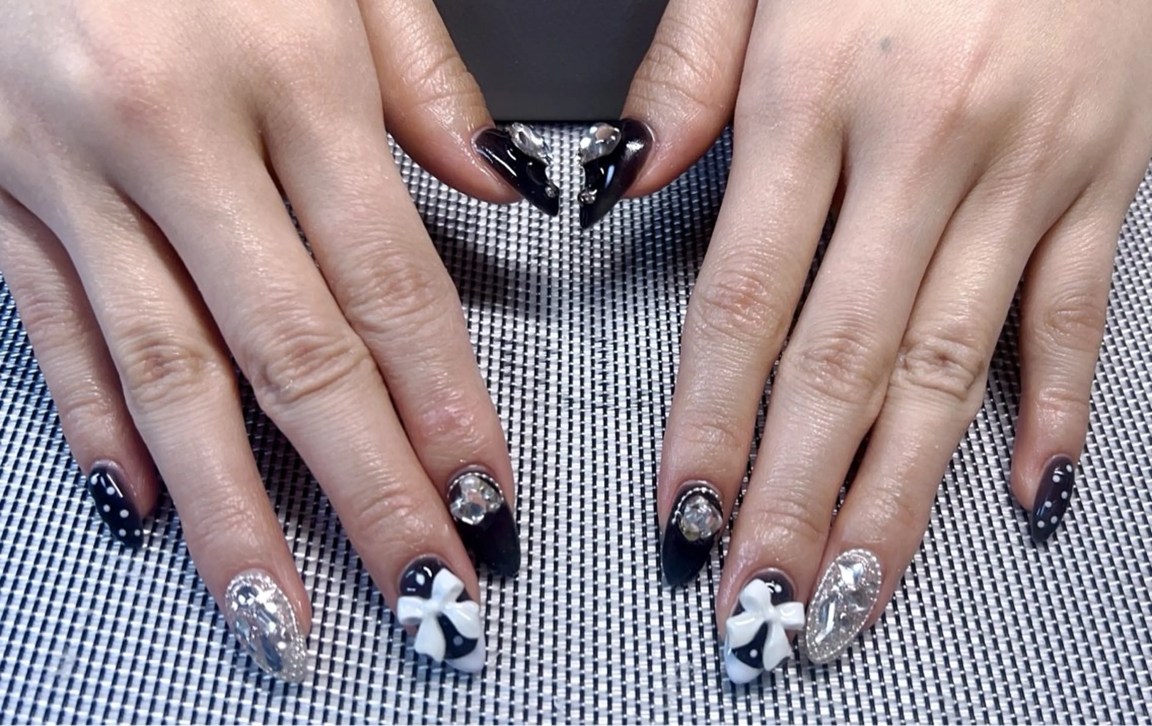 ネイル ハンドネイル YK ネイルサロンのネイルデザイン