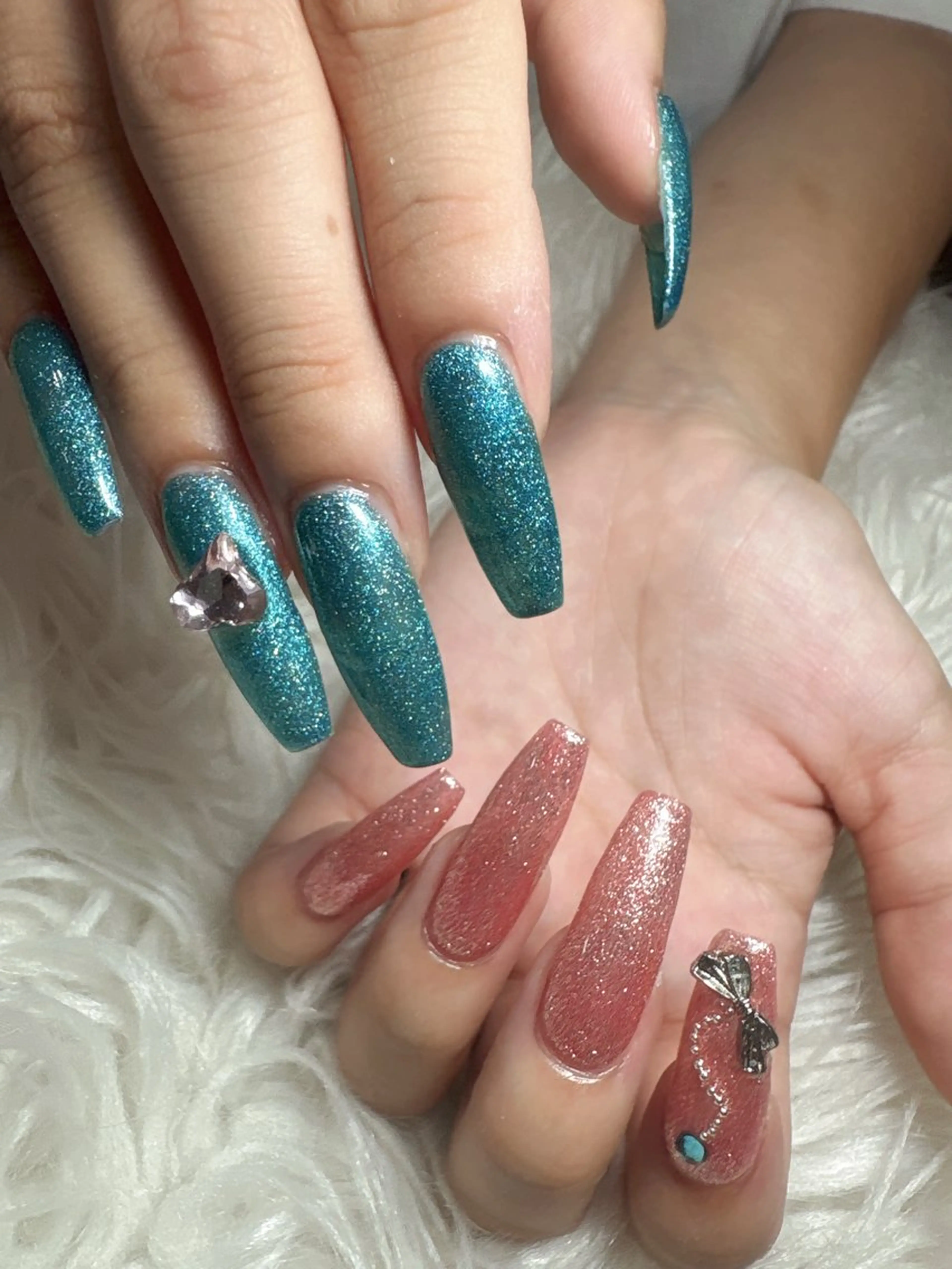 お🉐なクーポン　カラー2色+ビジューアート2本　5,980の写真