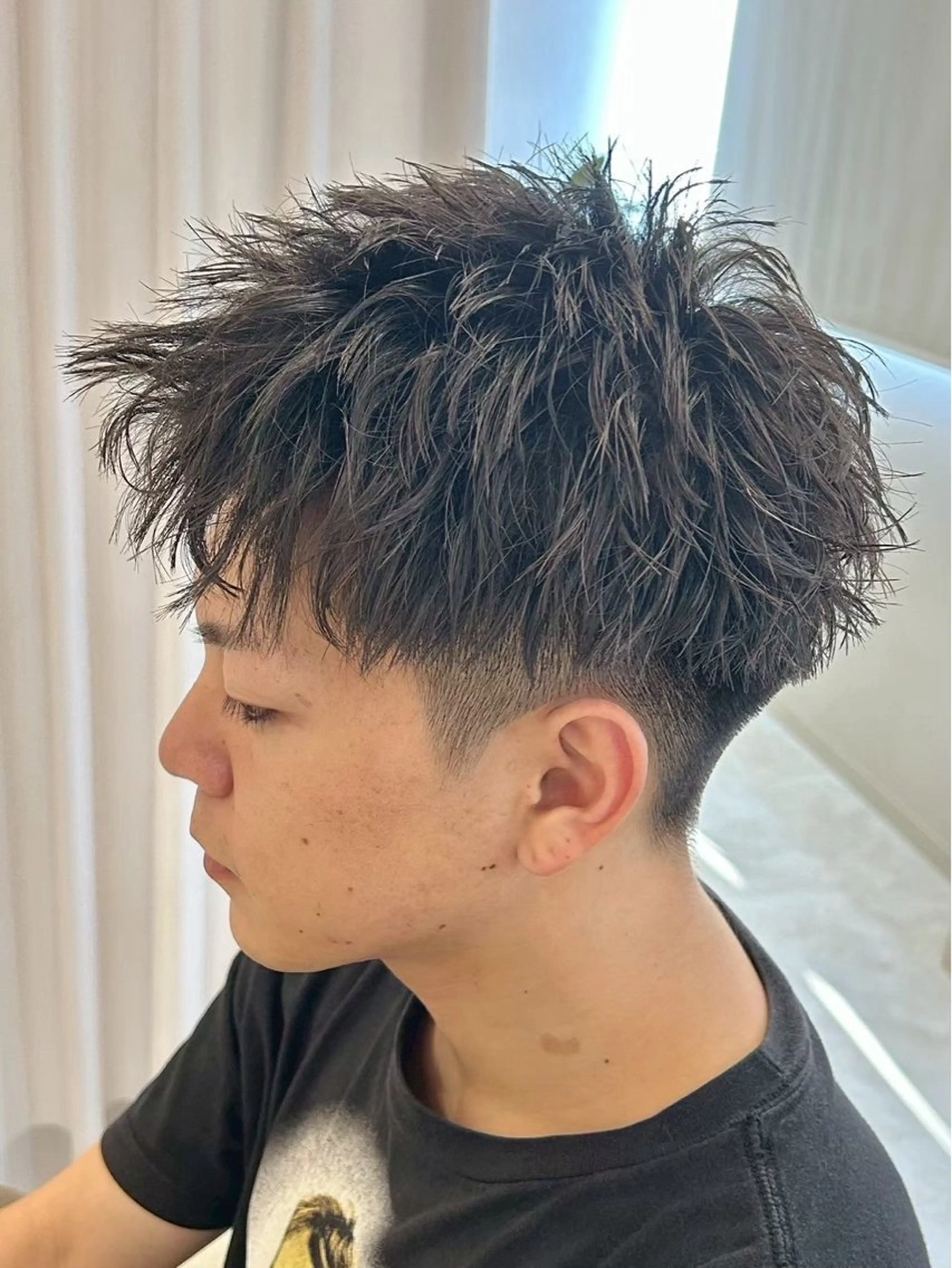 ショート カット 山川 綾也のヘアスタイル