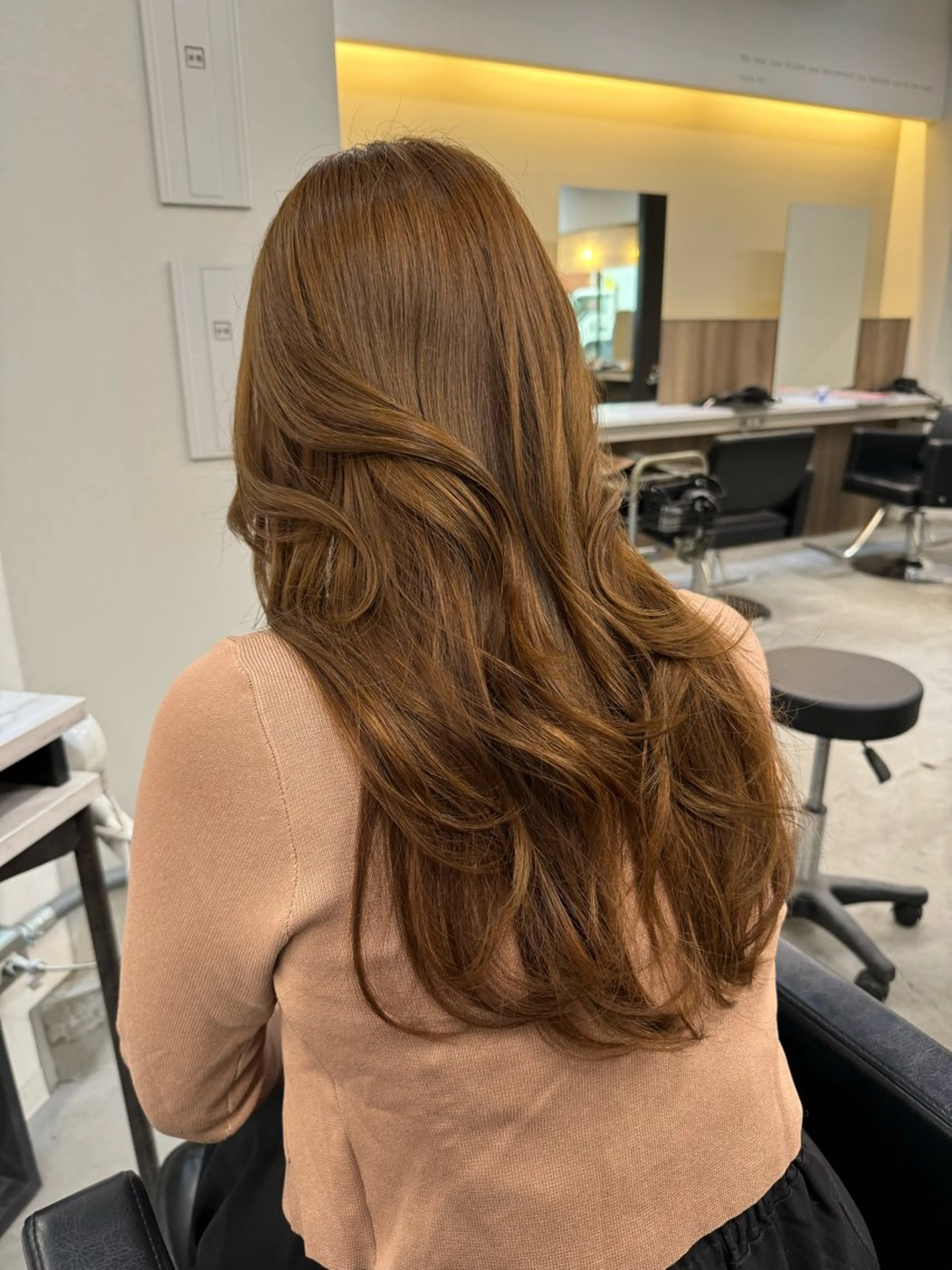 セミロング カラー 韓国ヘア🇰🇷 YUKINAのヘアスタイル