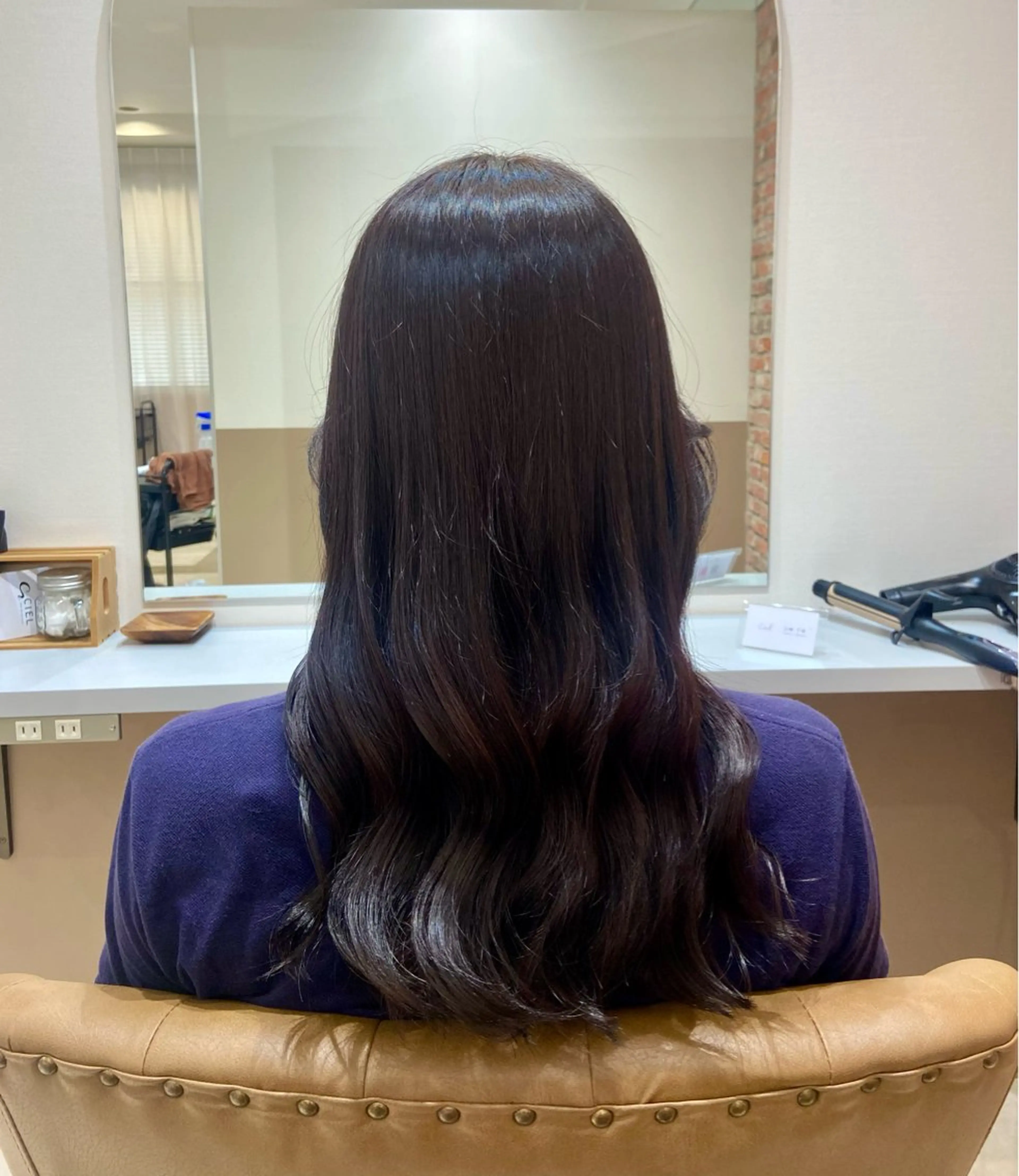 セミロング カラー 山﨑 千尋のヘアスタイル