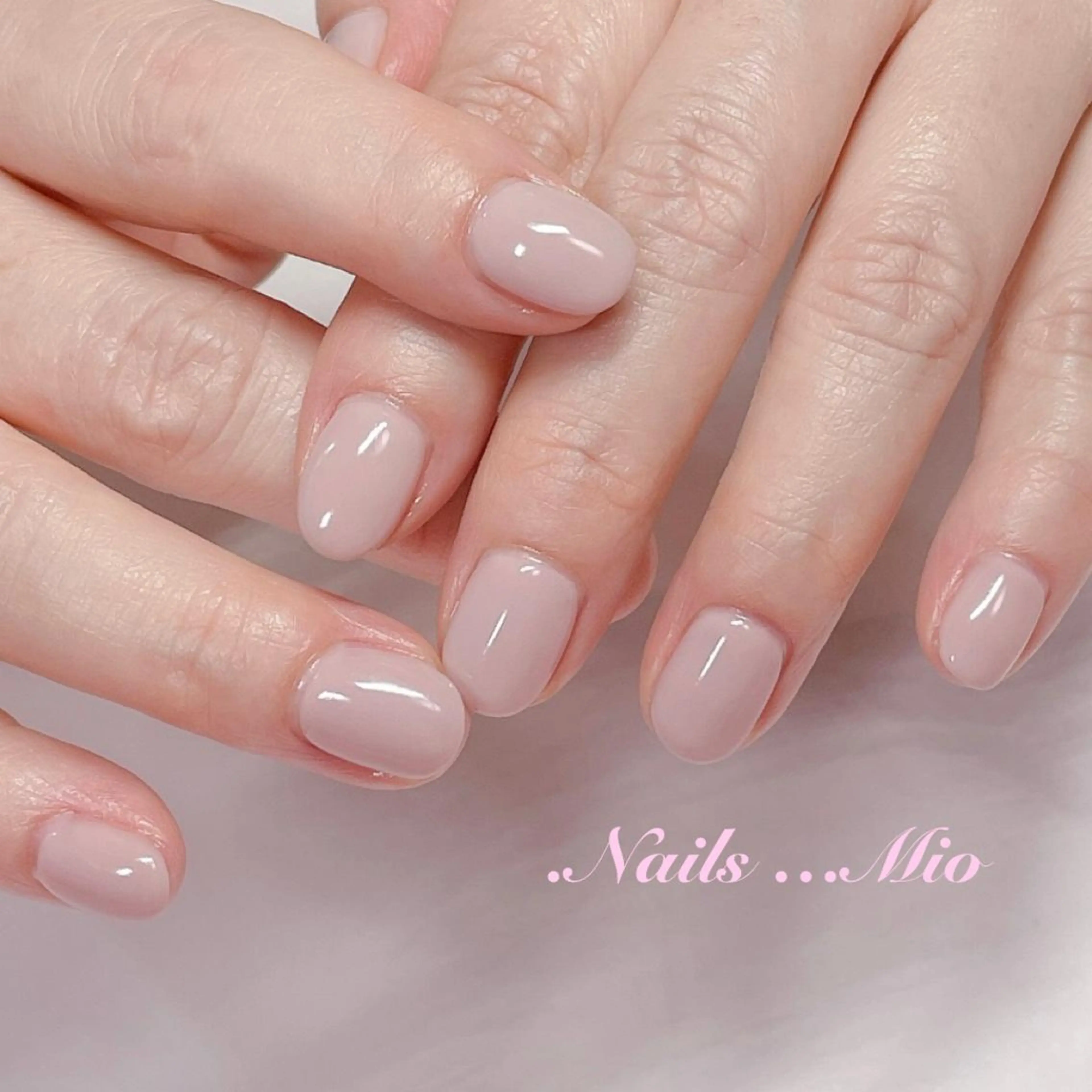 ネイル ジェルネイル ワンカラーネイル .Nails Mio 赤羽西ネイルサロンのネイルデザイン