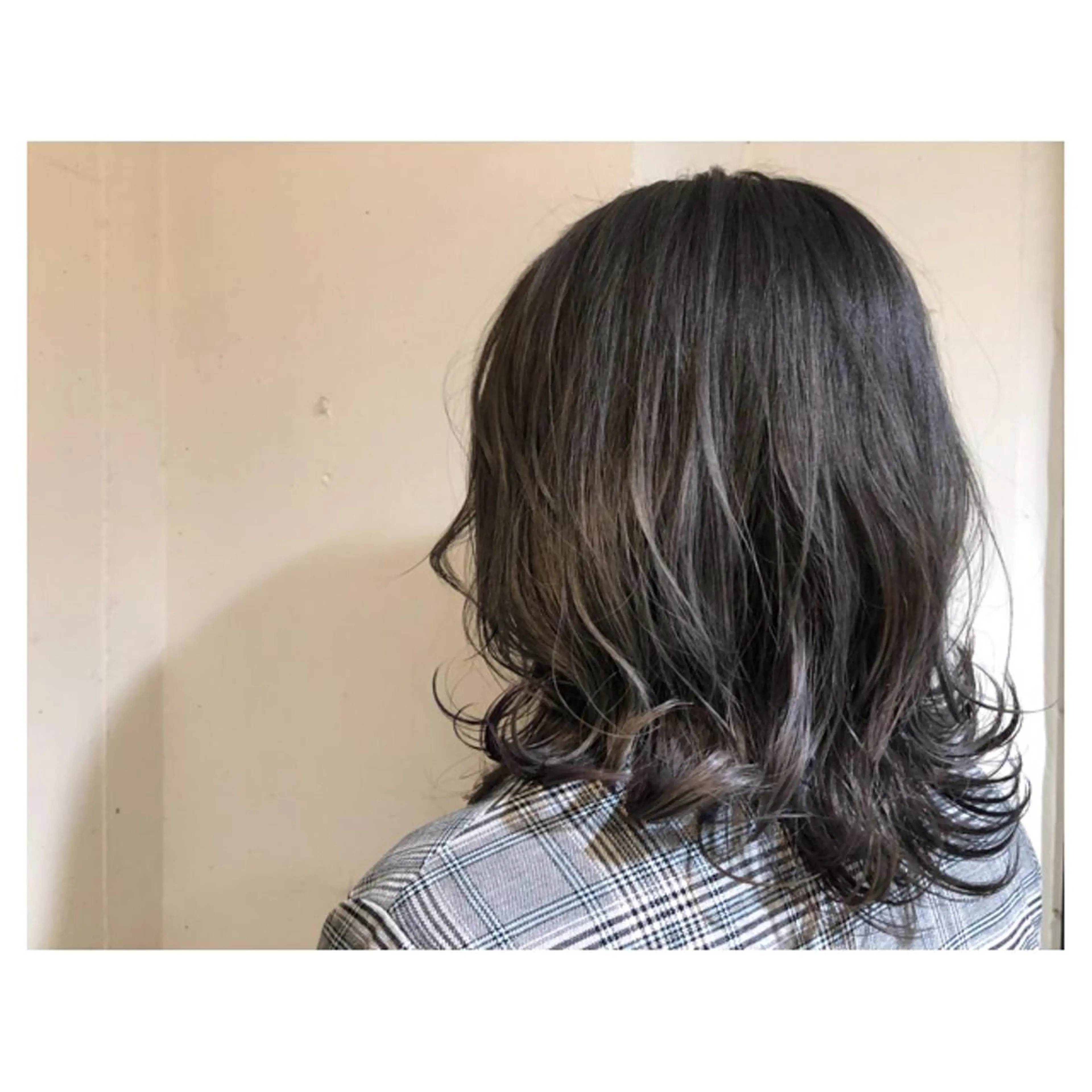 ミディアム カラー ヘアアレンジ 透明感カラー🤎 ゆりのヘアスタイル