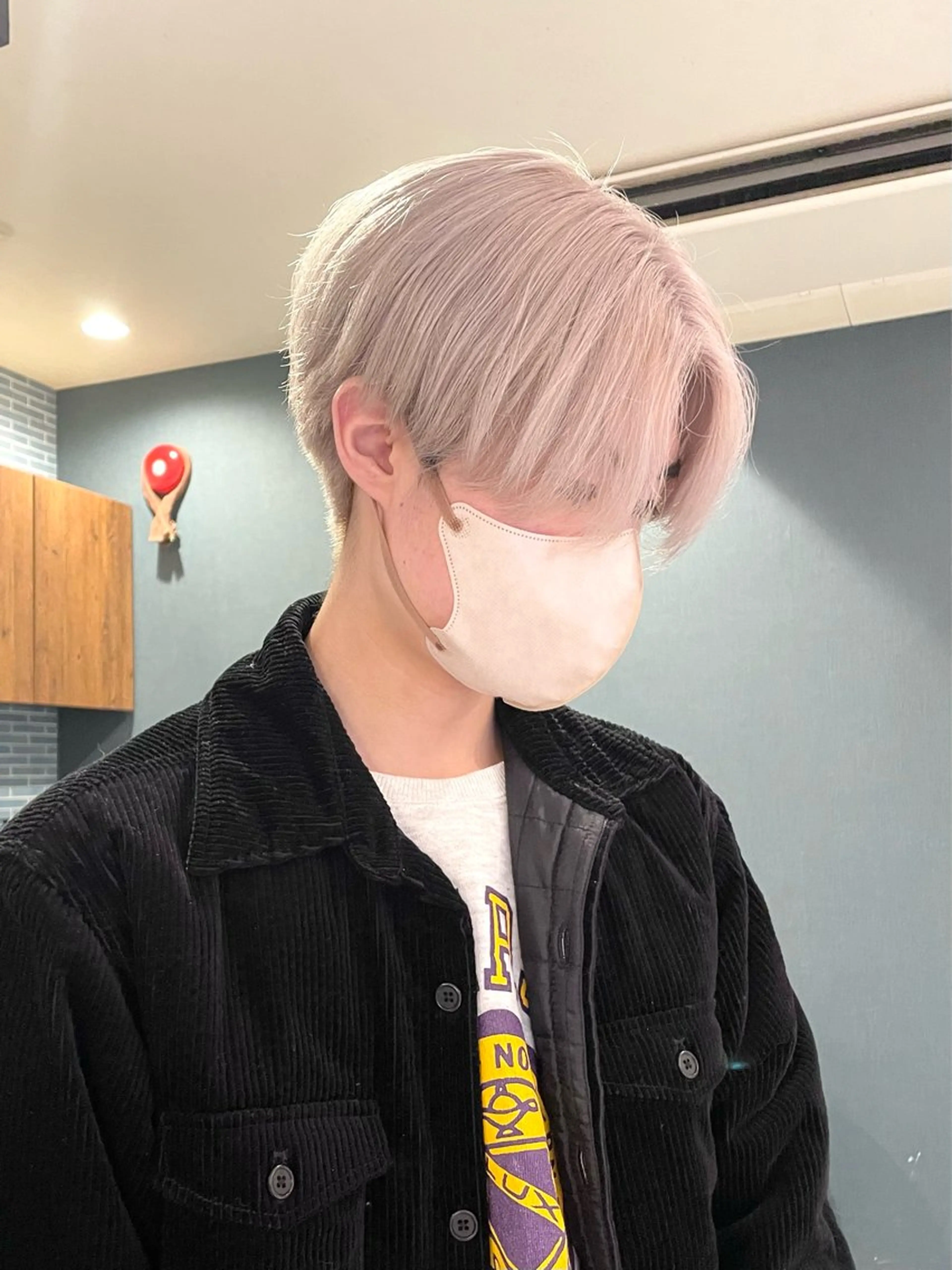ミディアム カラー 市川 澪のヘアスタイル