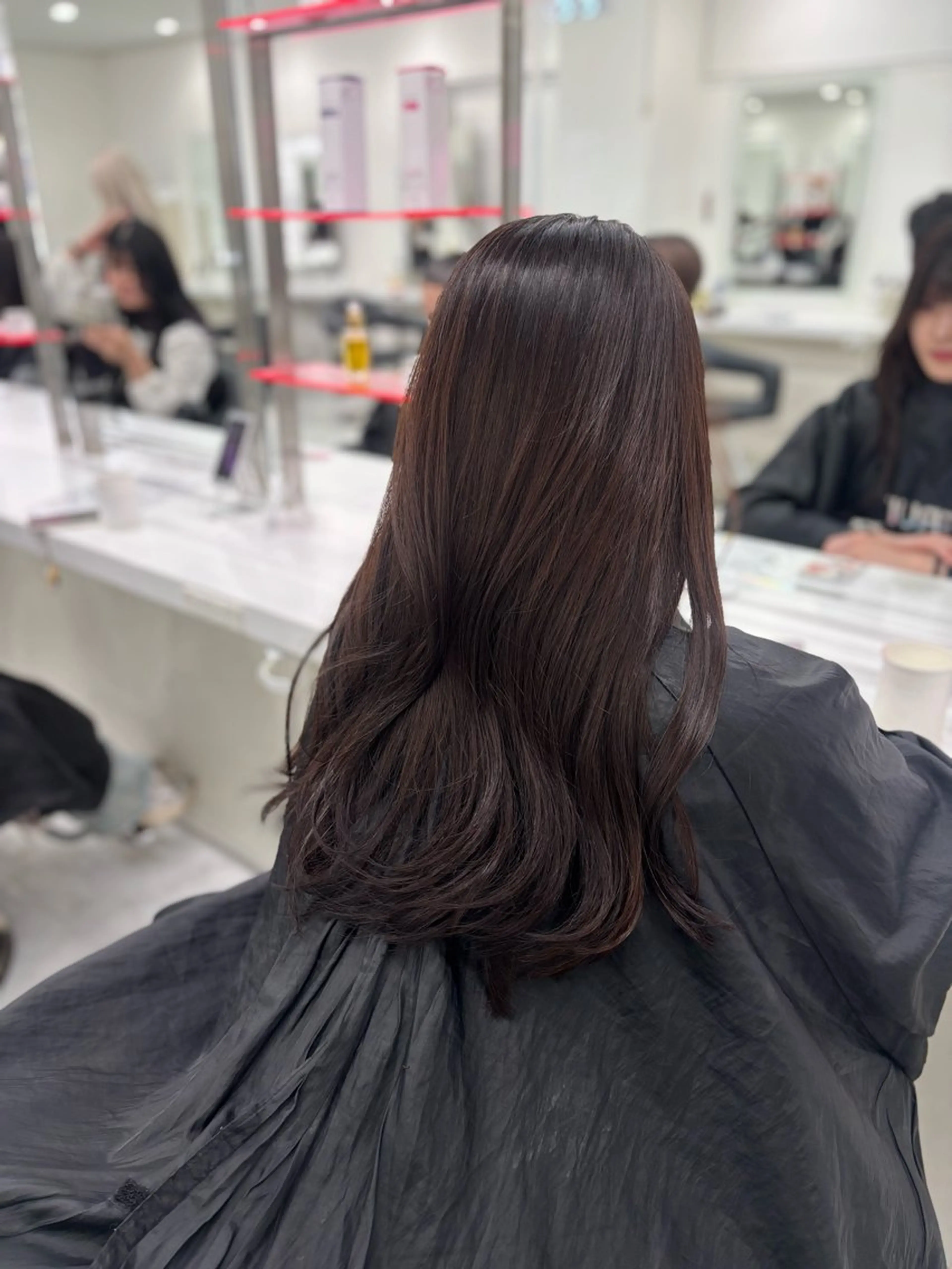 ロング カット ヘアカラー トリートメント ヘッドスパ ヘアセット まろっと艶感ブラウン ベージュ🤍まなかのヘアスタイル