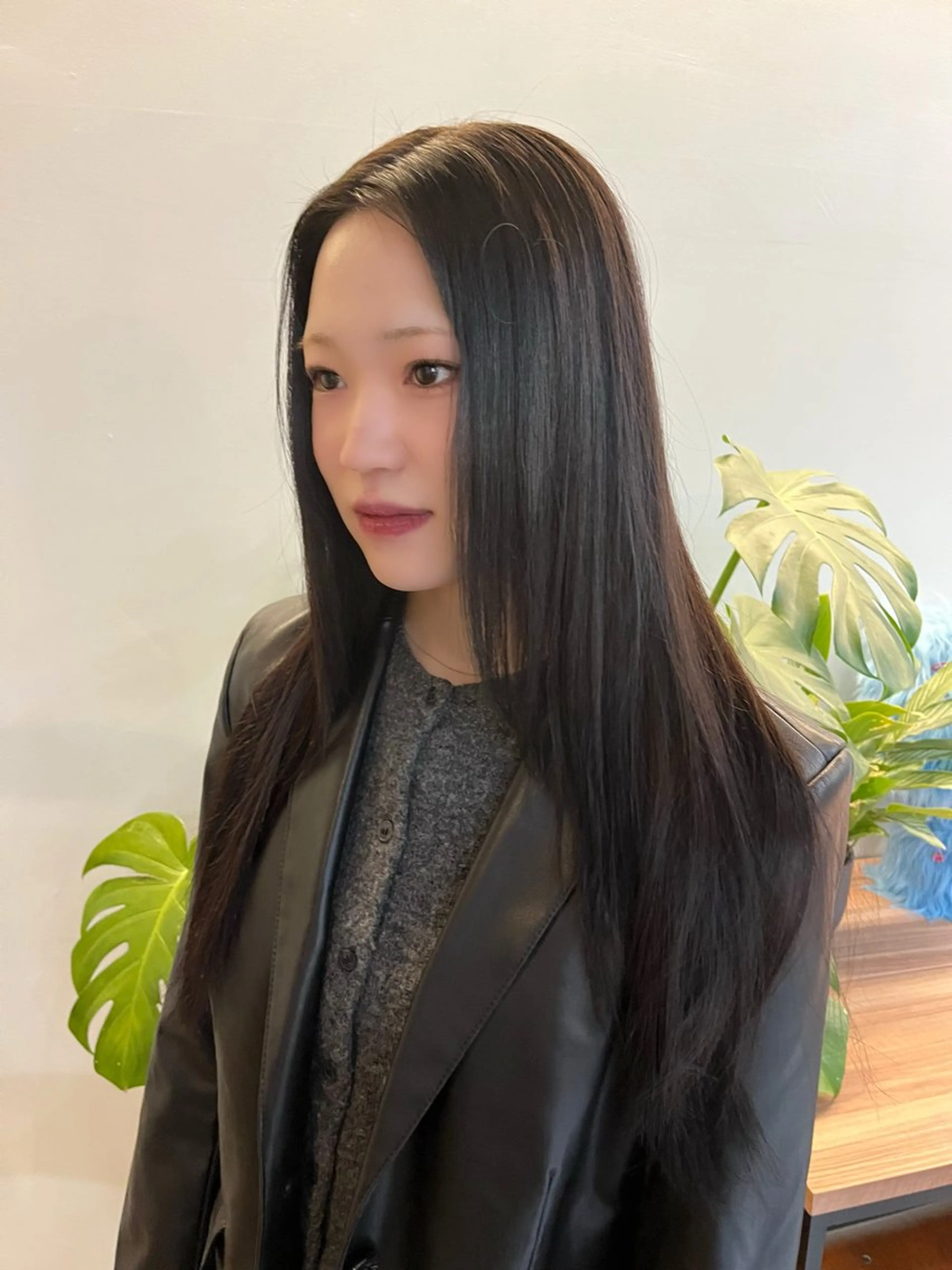 ロング カラー 韓国ボブ/ハッシュ カットKIRAのヘアスタイル