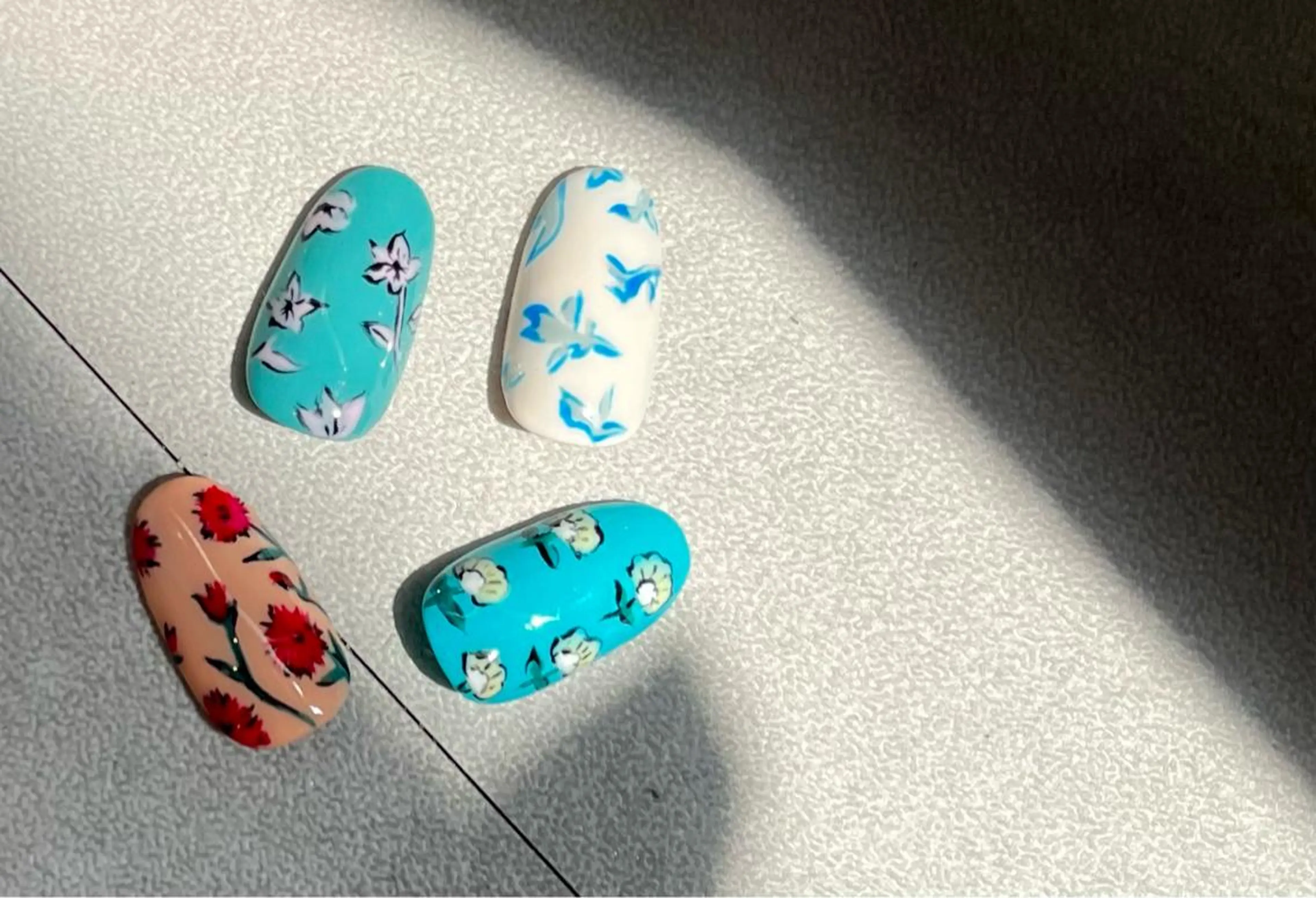 ネイル Sun Brown サンブラウンのマツエク・マツパデザイン