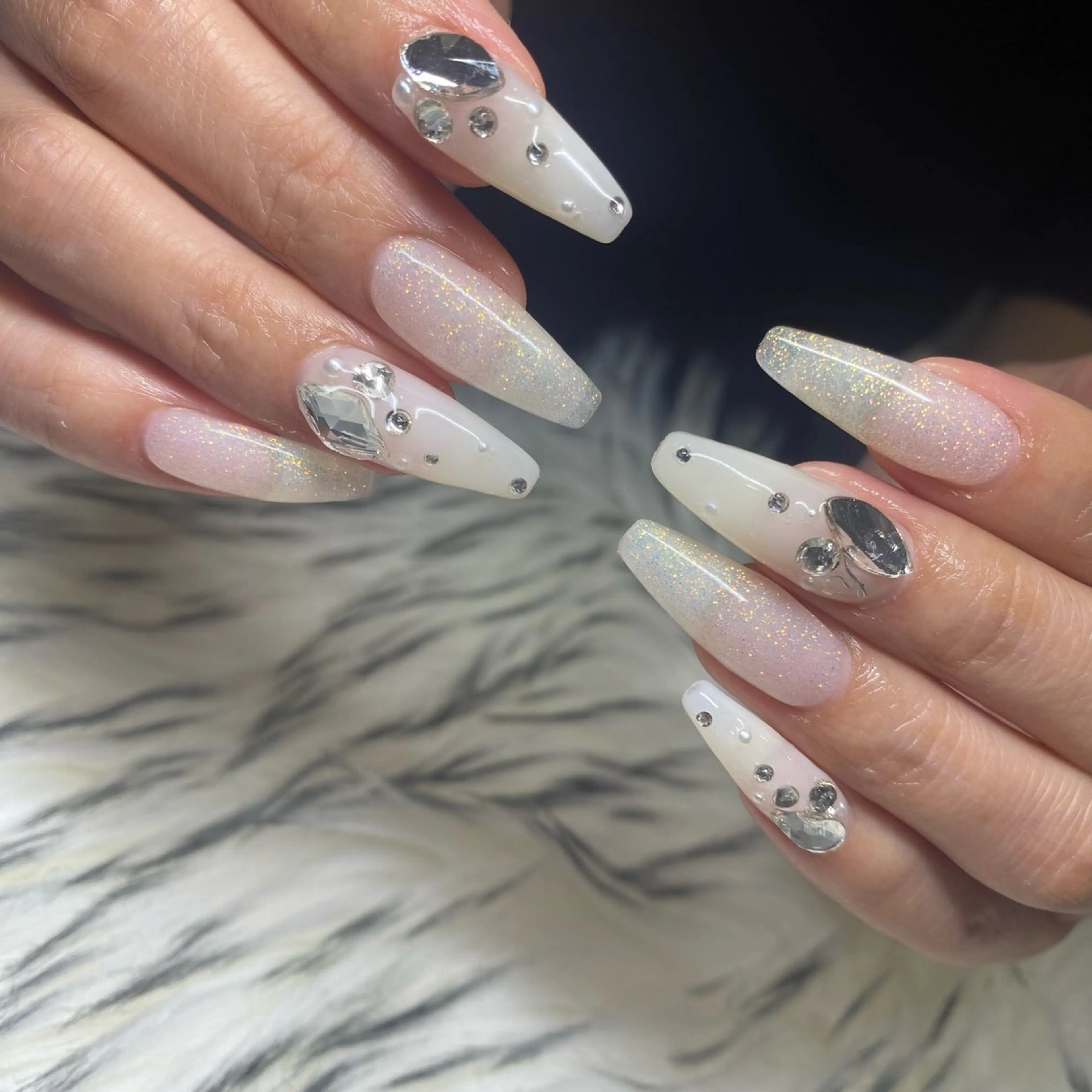 ネイル ハンドネイル la vie  Luire所属・la vie Luire ｱｽｶのネイルデザイン