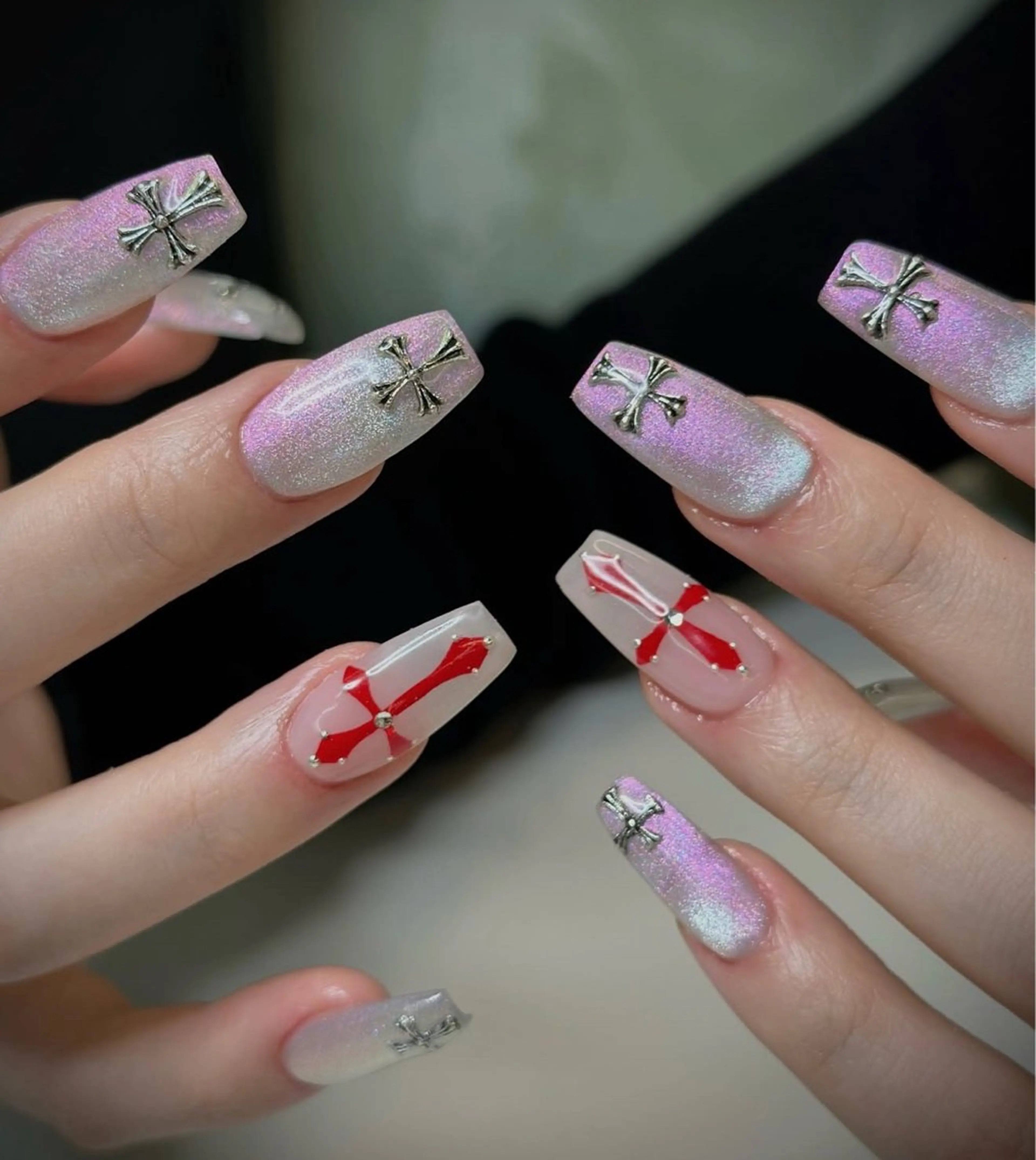 ネイル アニマル柄 オーロラネイル チークネイル フラッシュネイル ジェルネイル ハンドネイル Tira Nailのネイルデザイン