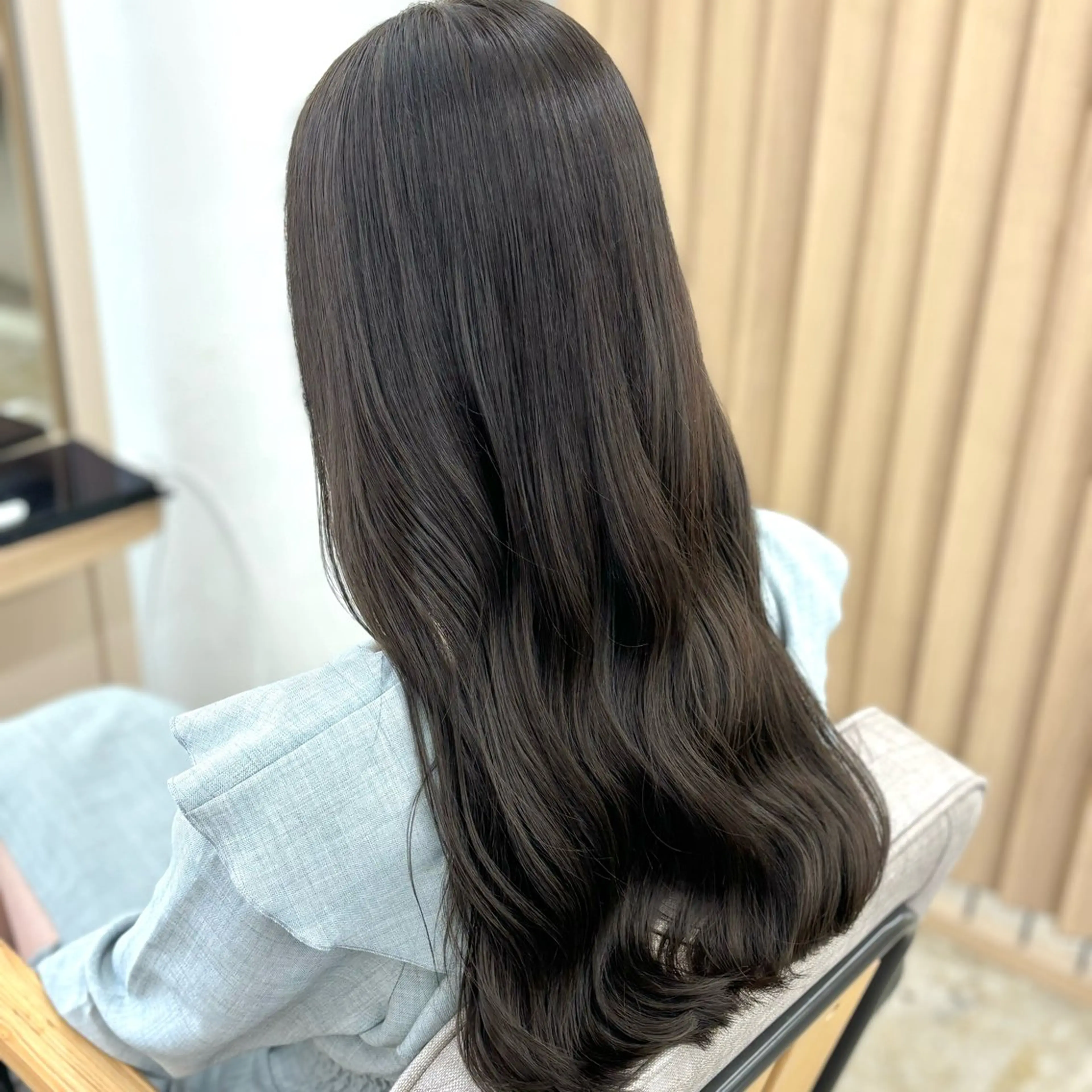 ロング カラー アディクシーカラー ブリーチ 透明感カラー 肌に馴染む暗髪 梅田・増田のヘアスタイル