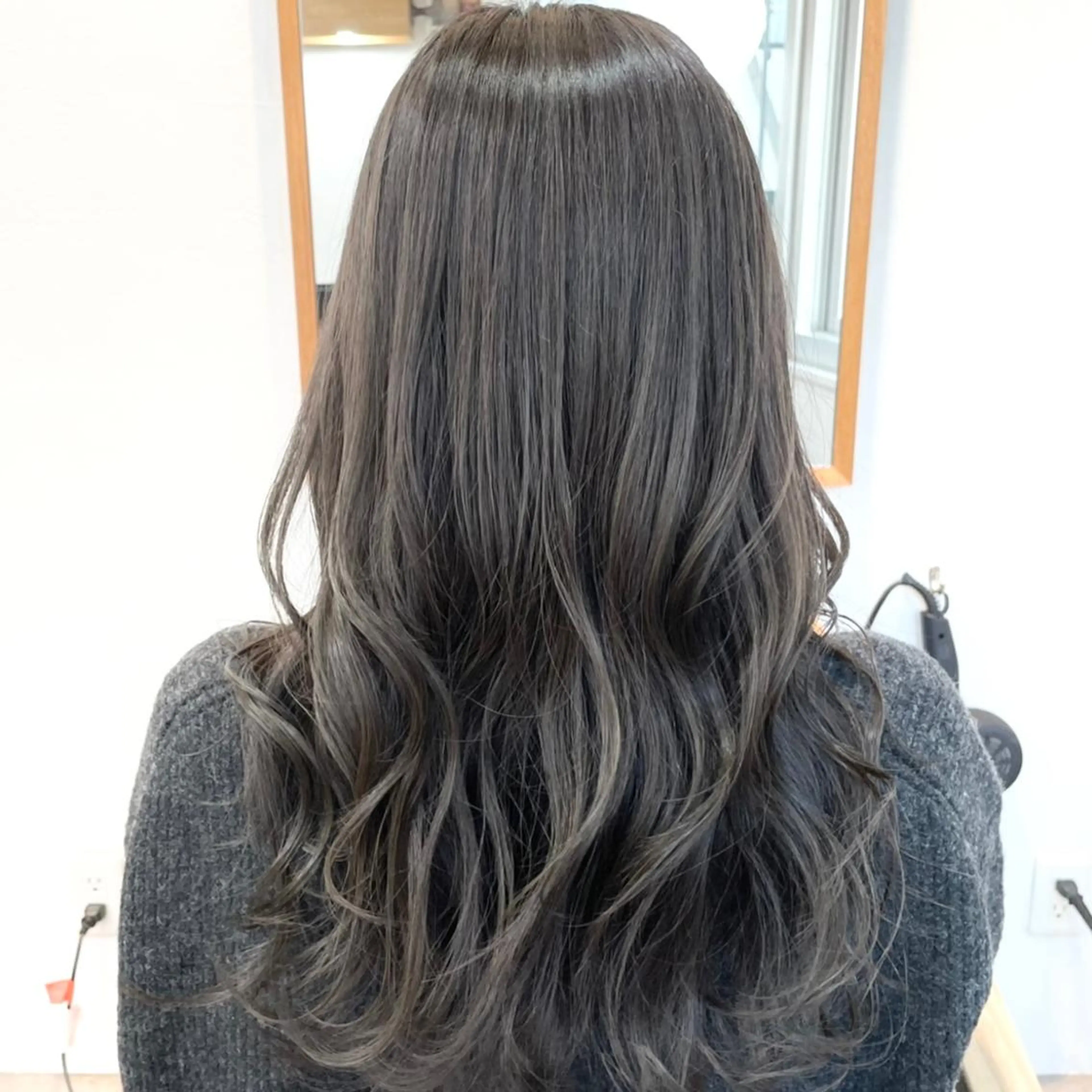 カット+透明感カラー(ファッションカラー・白髪染めカラー・マニキュア)+3stepトリートメント+プチヘッドスパの写真