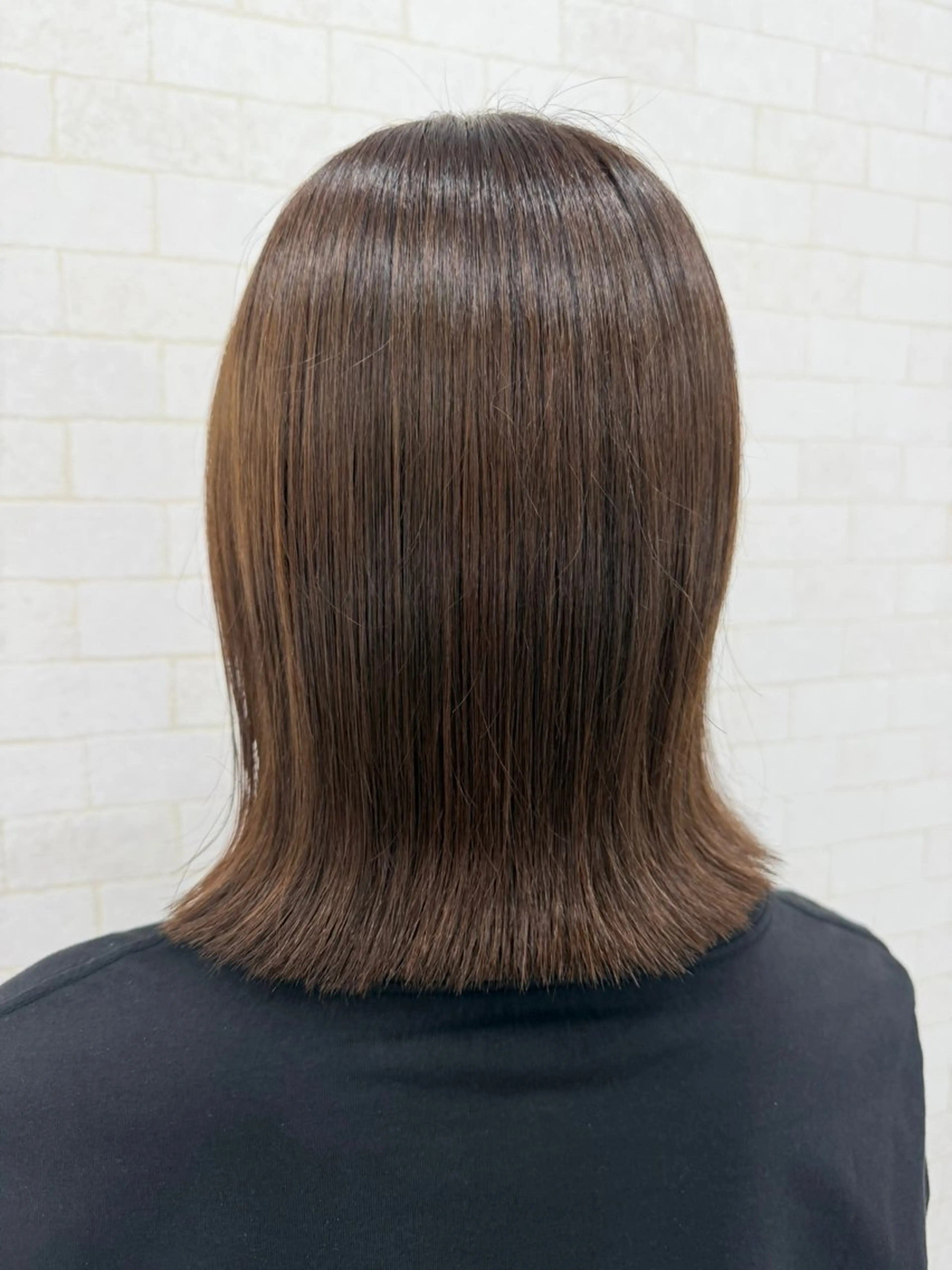 ショート カラー ベージュカラー 透明感カラー オリーブベージュ 梅本 つかさのヘアスタイル