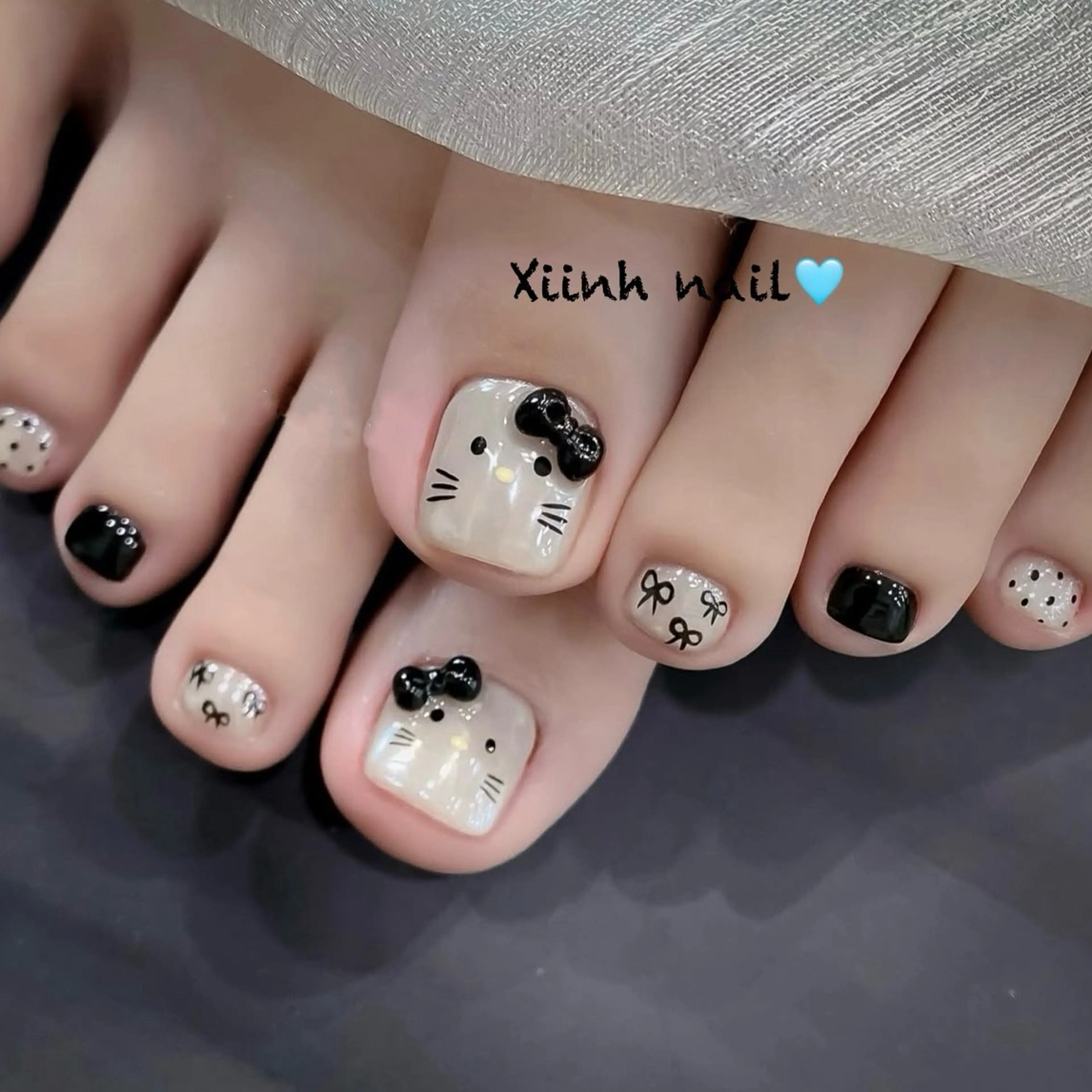 ネイル チークネイル 桜ネイル フットネイル ジェルネイル ハロウィン フットネイル XIINH NAIL SALONのネイルデザイン