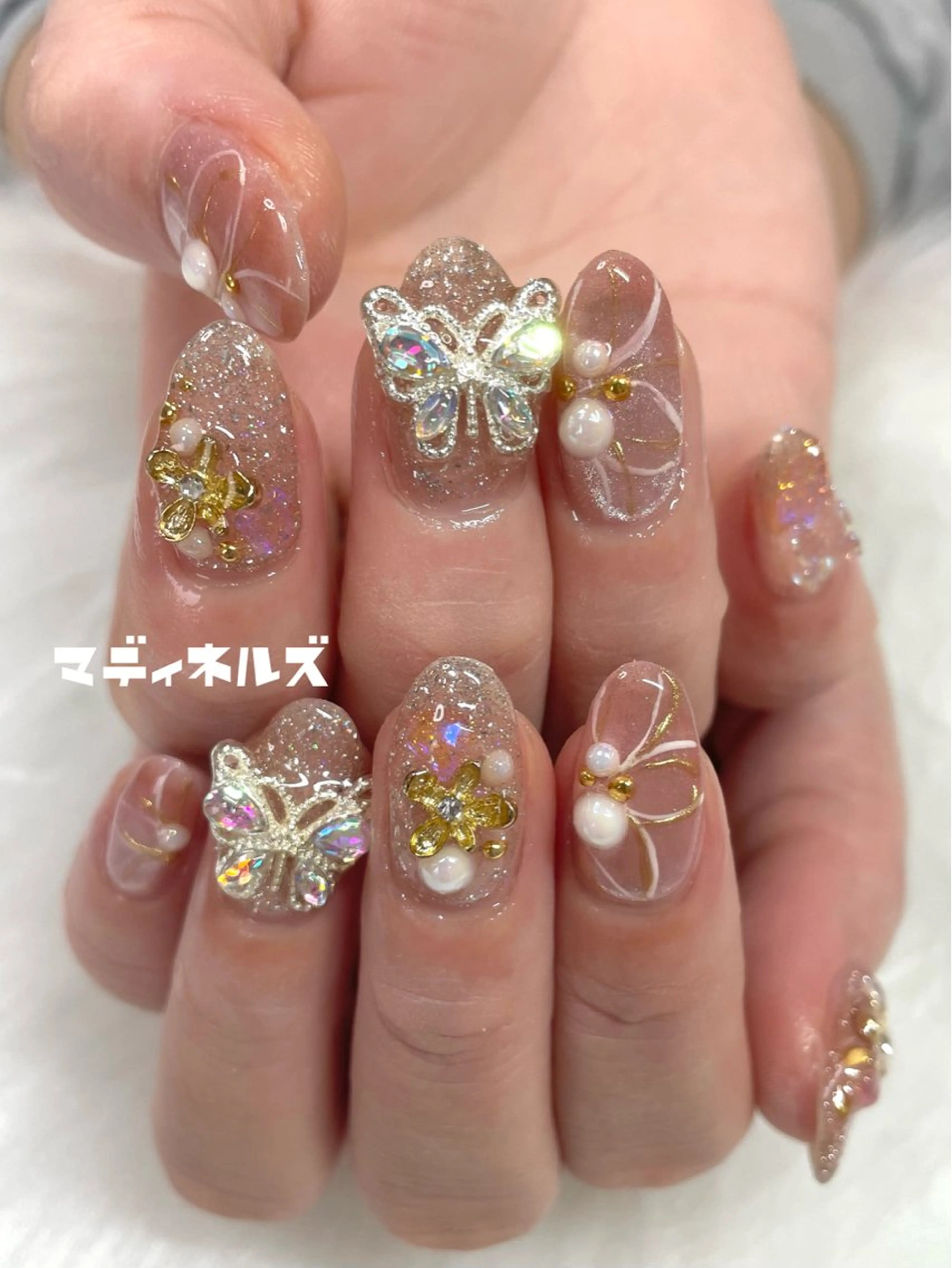 ネイル MADDYNAILS ✴︎柏痛ネイルのネイルデザイン