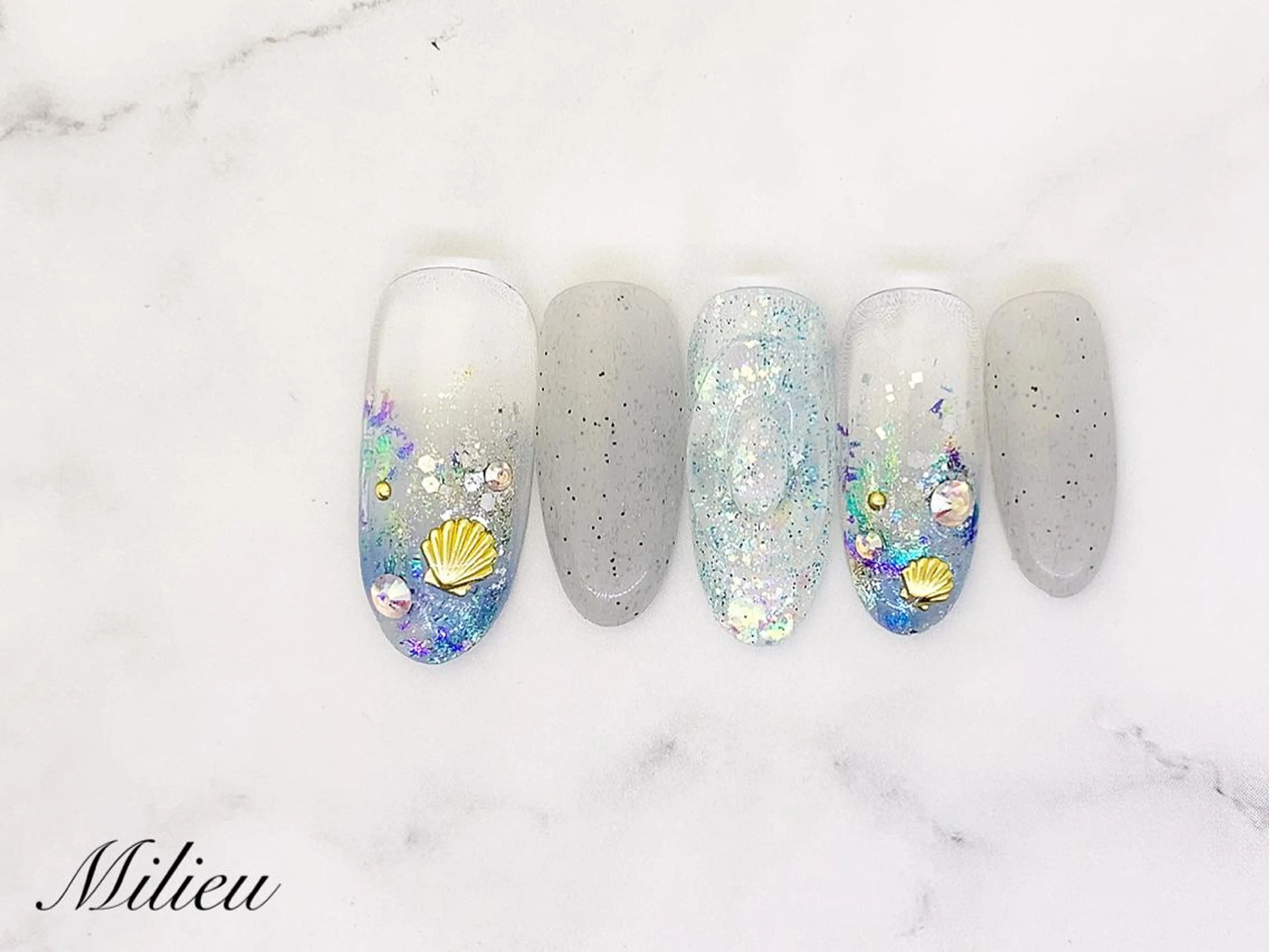 ネイル 吉澤 圭のネイルデザイン