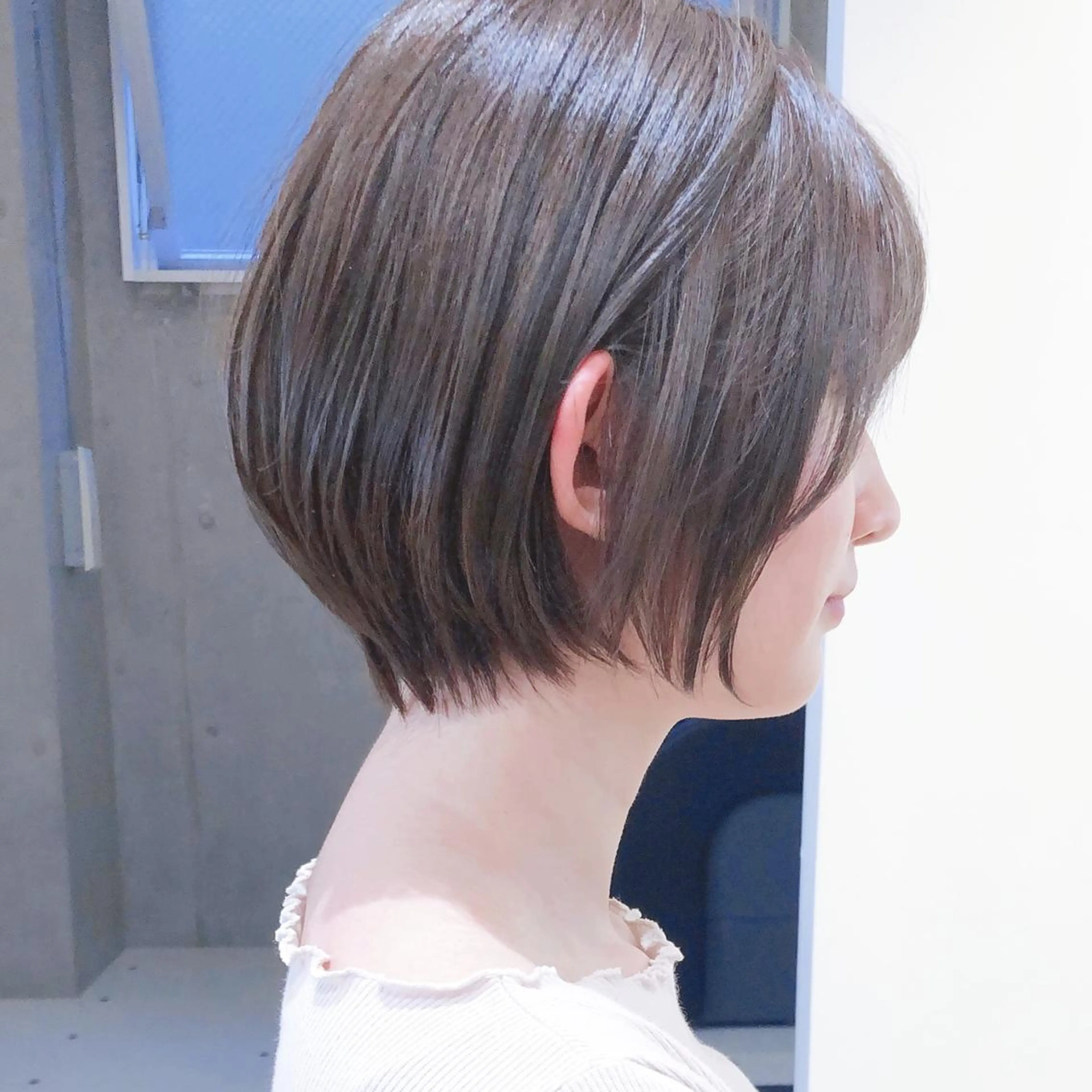 ショート カラー ショートボブ ブリーチ ハイライトカラー ハイトーンカラー ボブ カット ヘアカラー トリートメント 大人可愛いショート 原田美千留のヘアスタイル