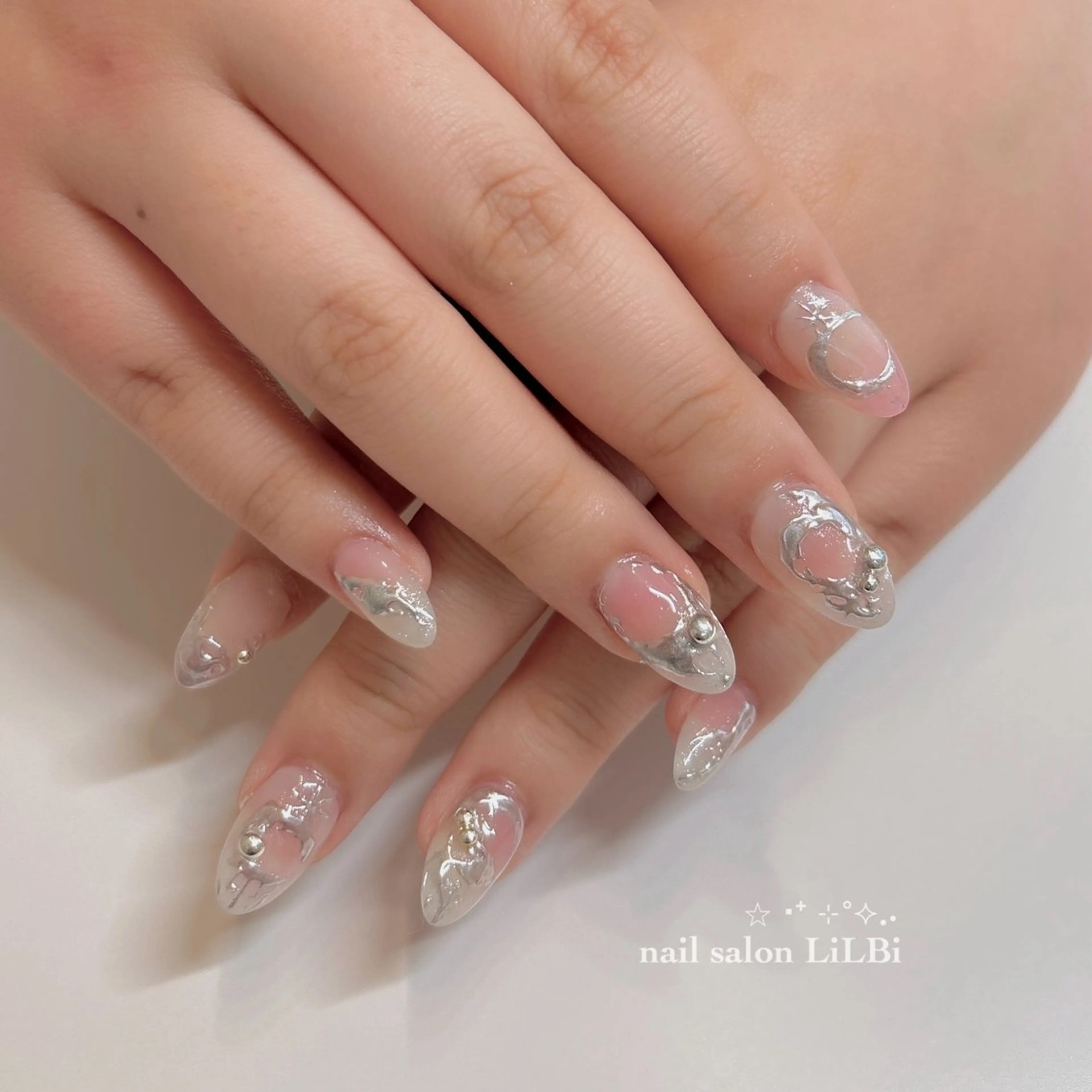 ネイル ハンドネイル nailsalon LiLBiのネイルデザイン