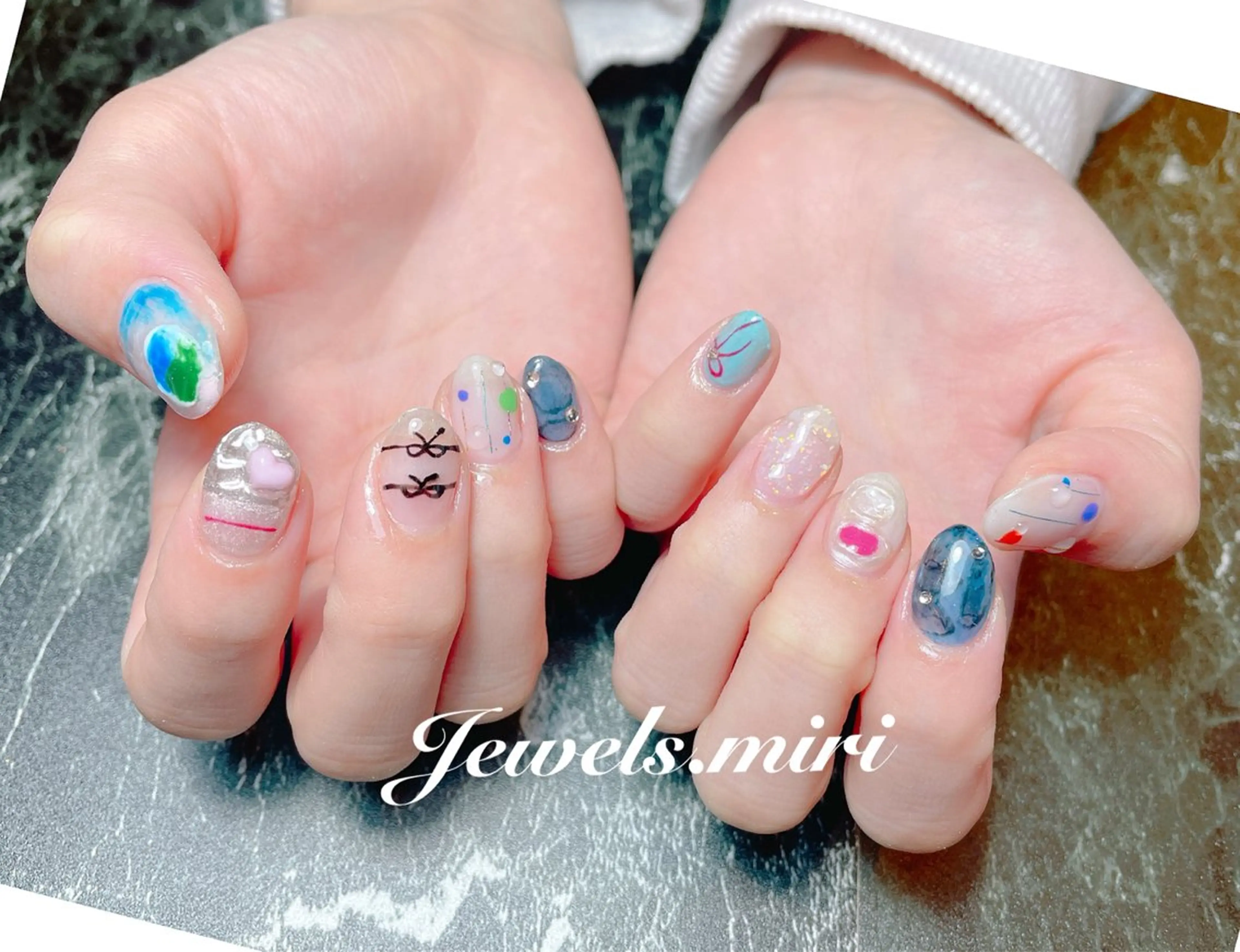 ネイル アートネイル 持ち込み ぷっくりネイル ショートネイル ネイルサロン Jewels Mのネイルデザイン